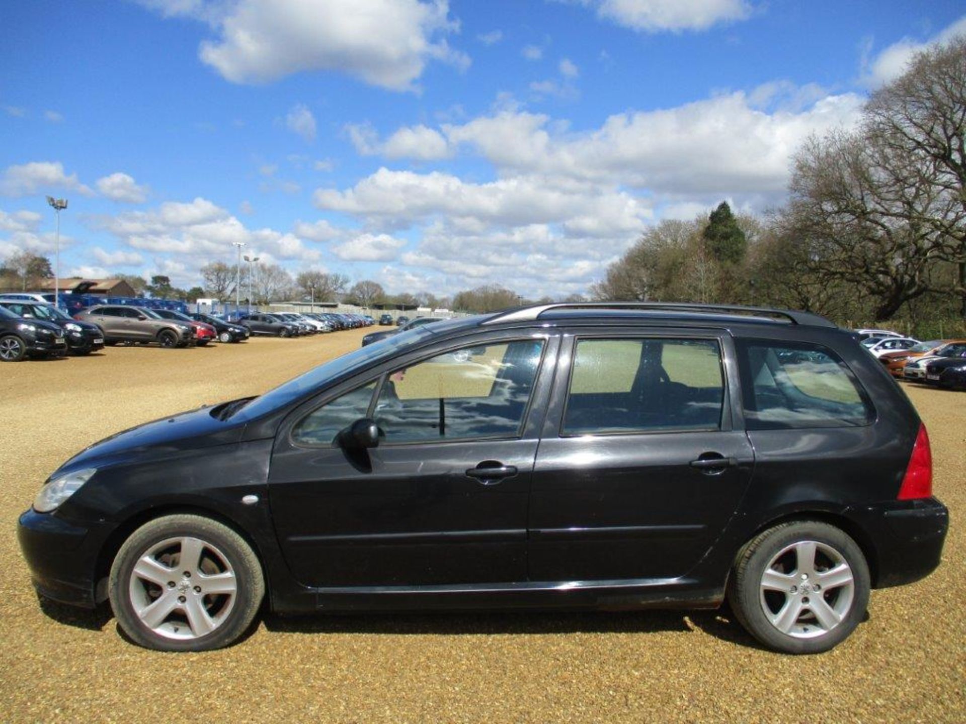 03 03 Peugeot 307 S HDI 110 - Image 4 of 21