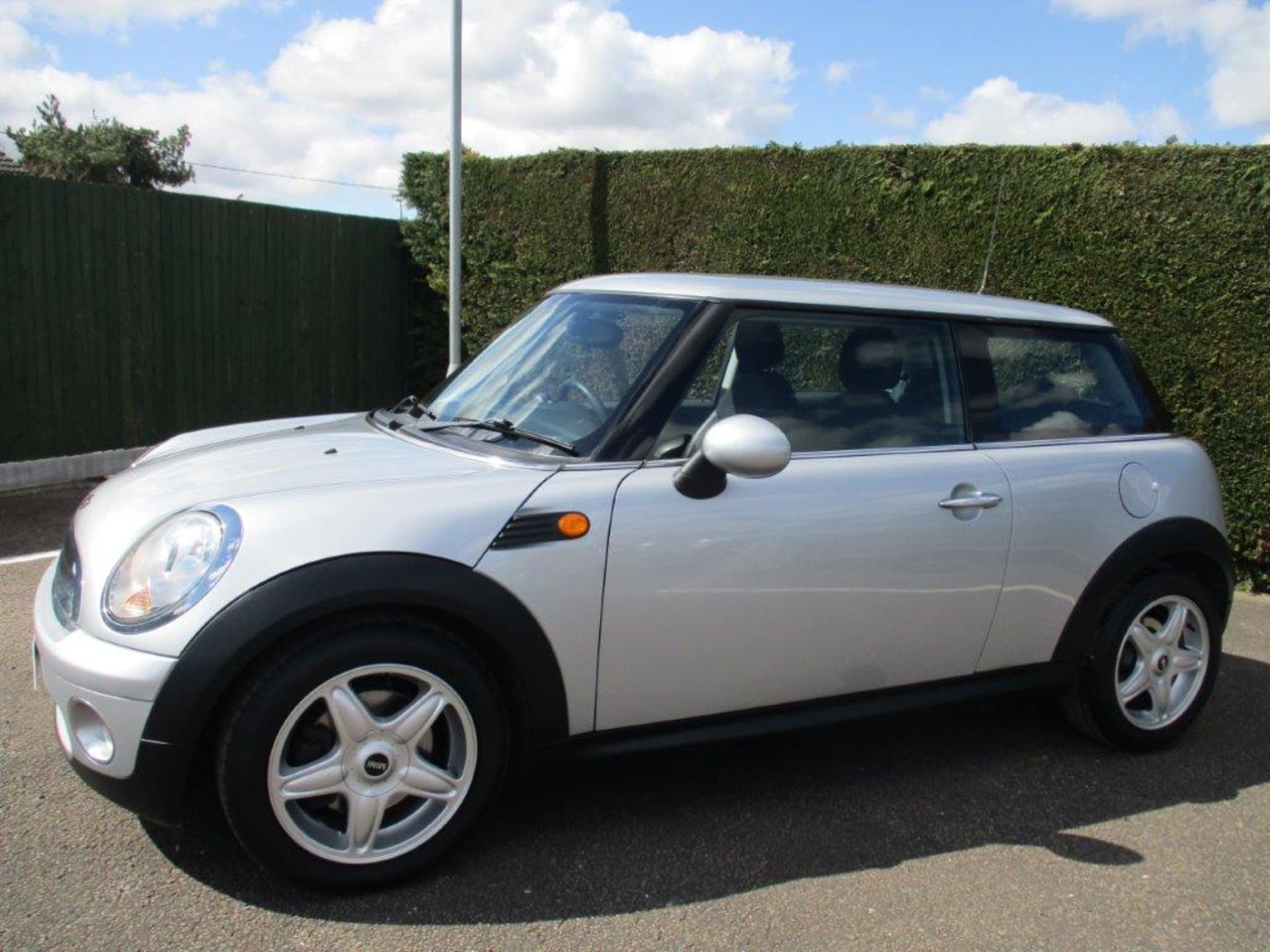 08 08 Mini cooper