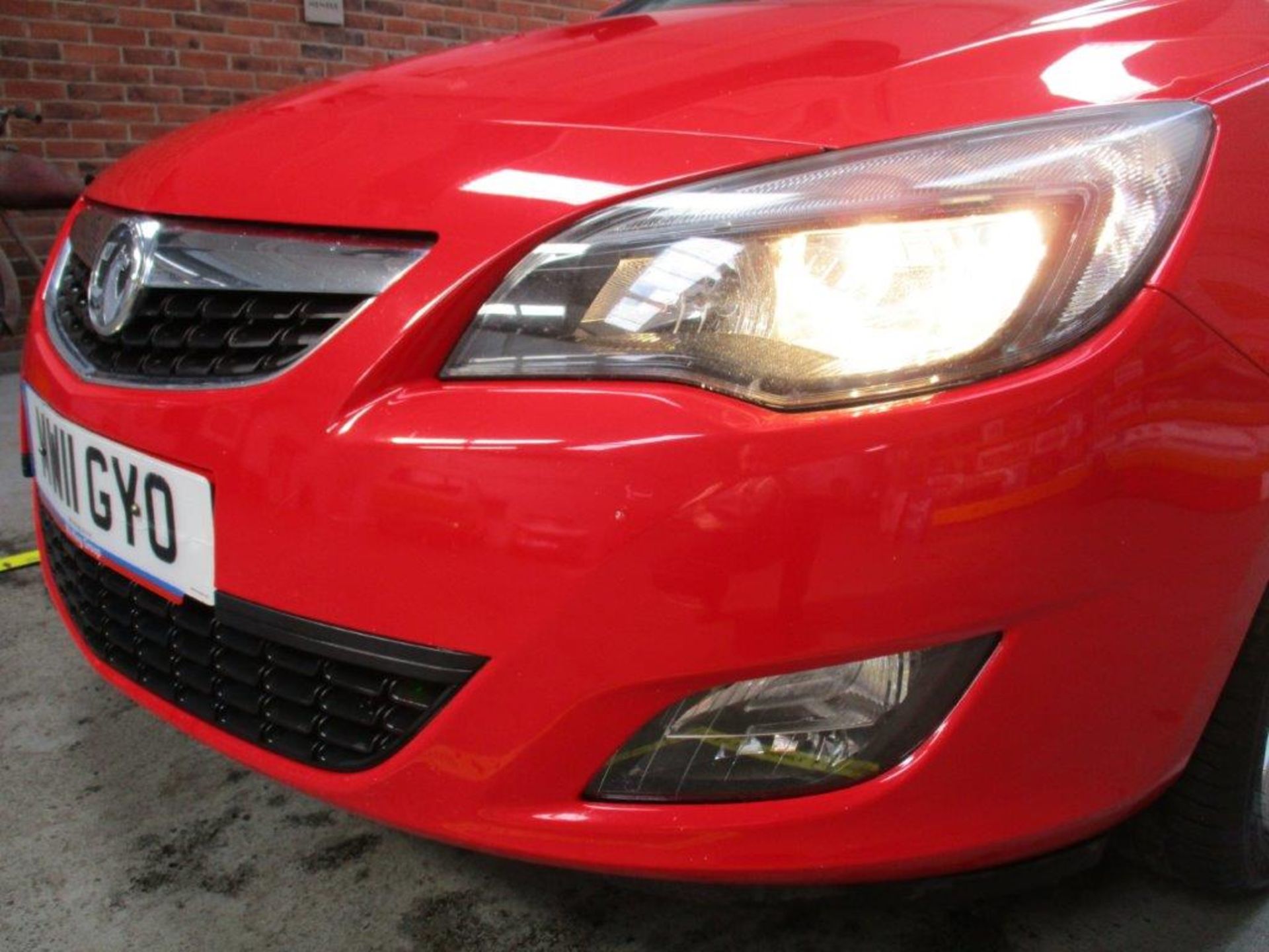 11 11 Vauxhall Astra SRI - Image 14 of 21