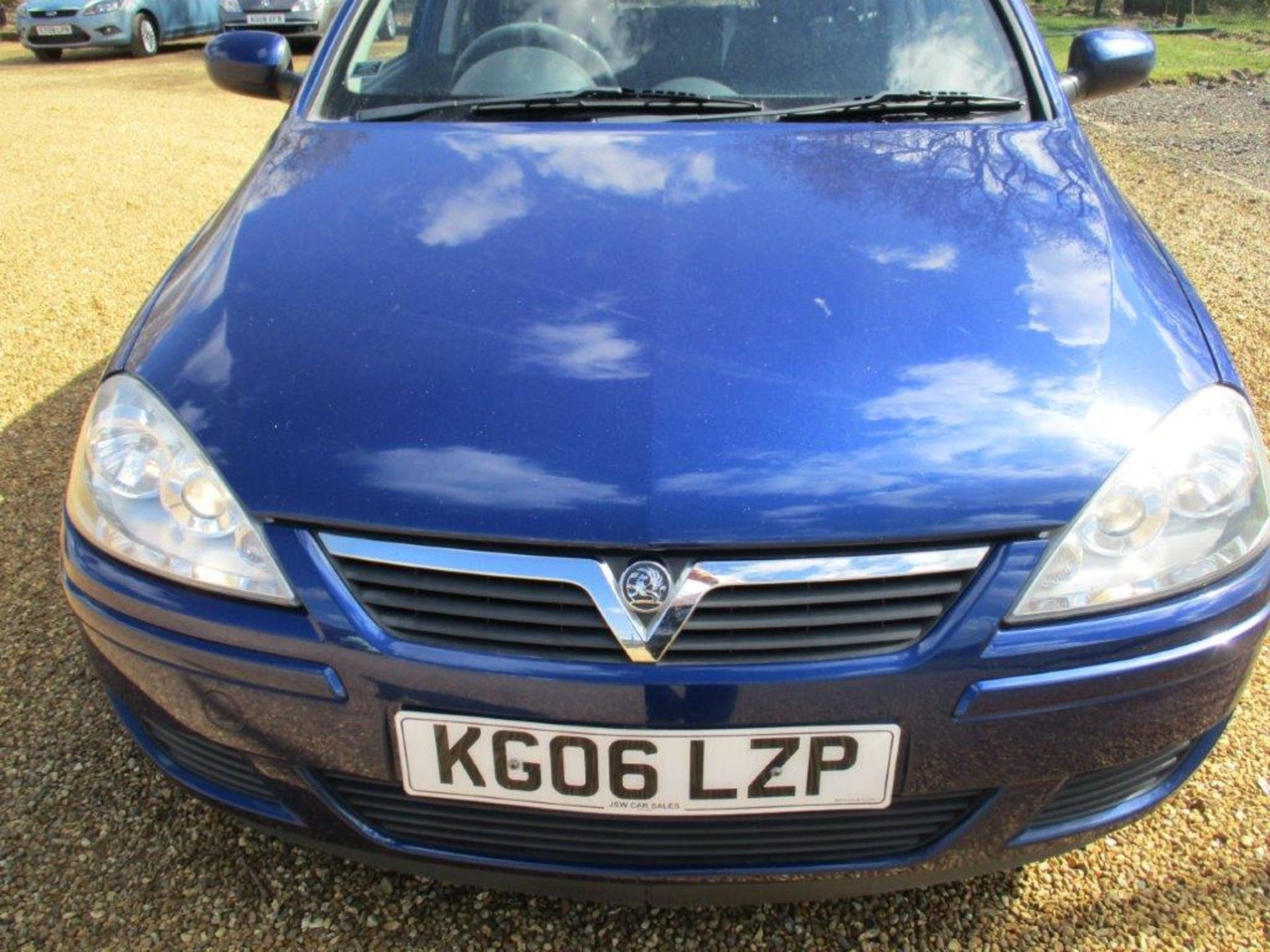 06 06 Vauxhall Corsa Design 16V Twin - Image 10 of 21