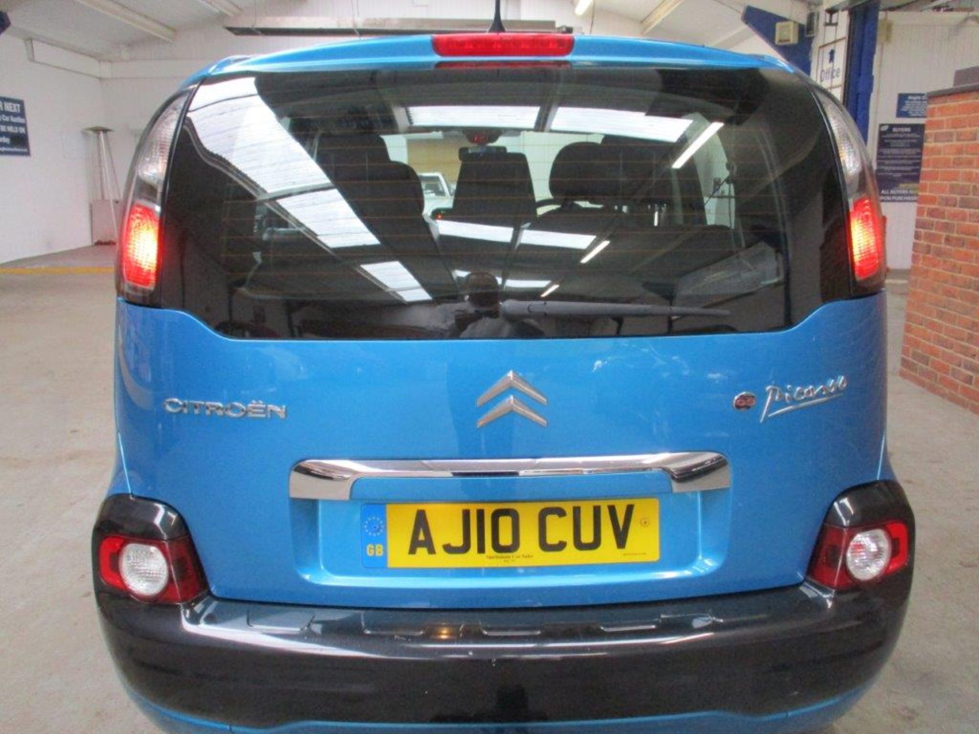 10 10 Citroen C3 Picasso VTR Plus - Image 13 of 21