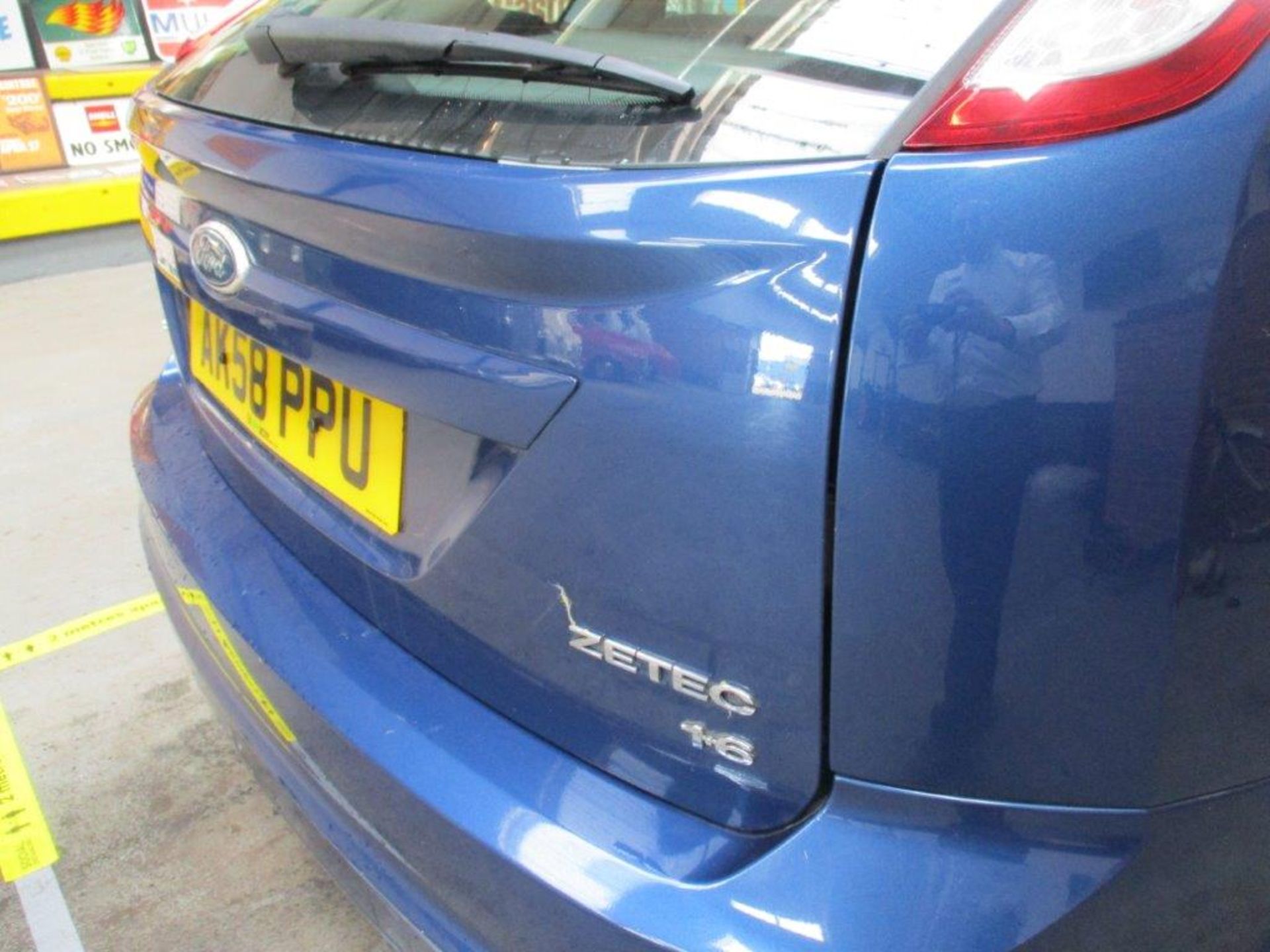 58 08 Ford Focus Zetec 100 - Image 7 of 21