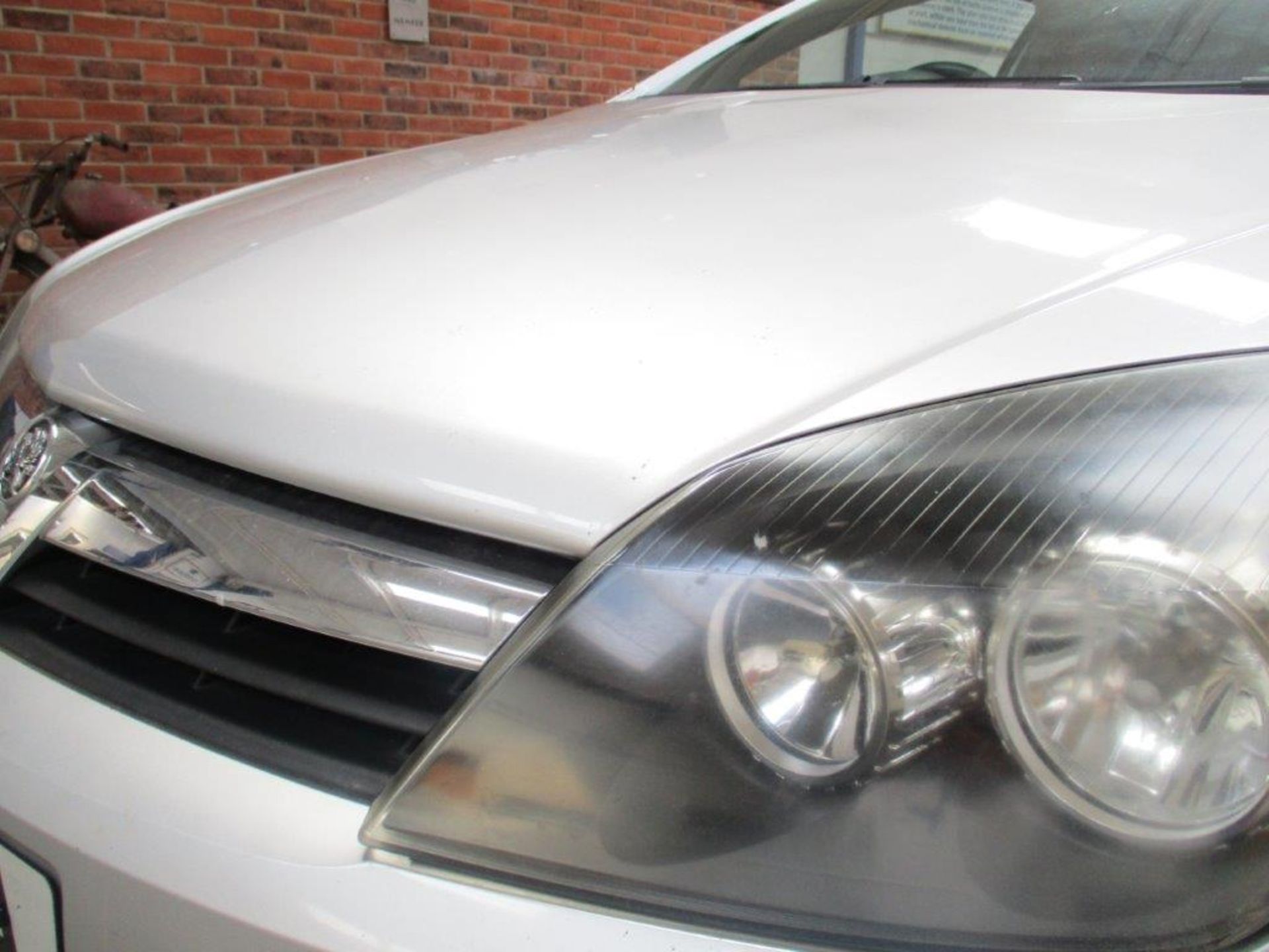 55 06 Vauxhall Astra SXI - Image 14 of 21