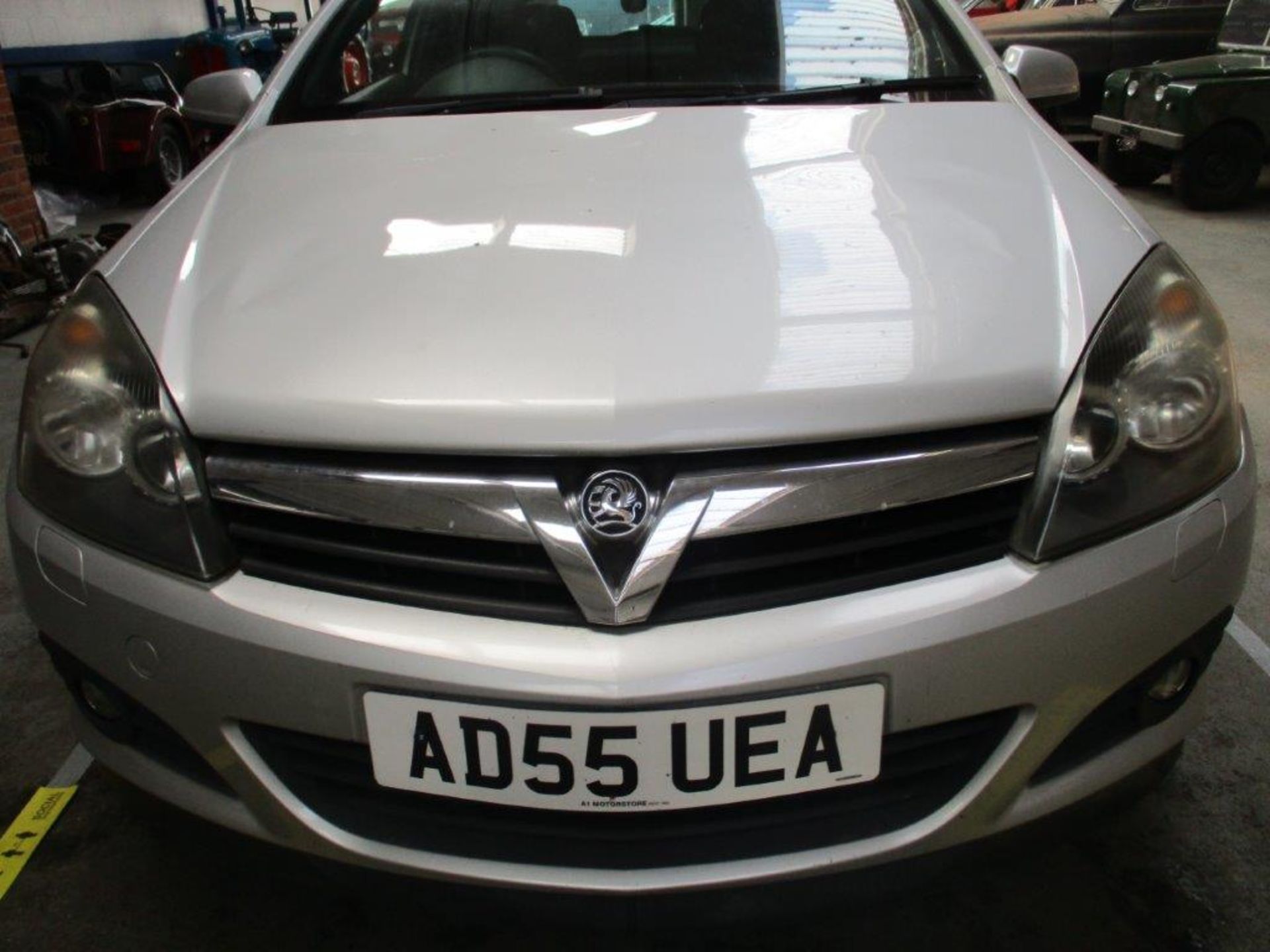 55 06 Vauxhall Astra SXI - Image 11 of 21