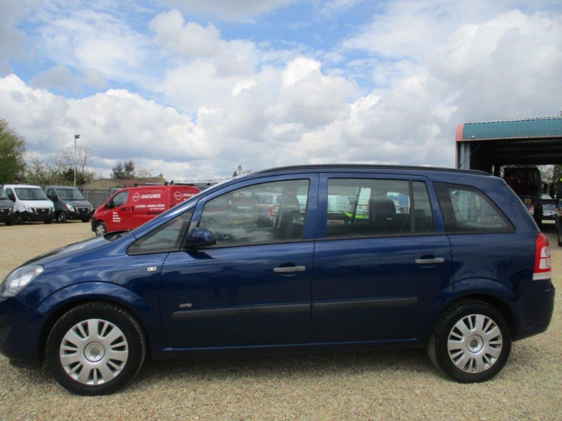 09 09 Vauxhall Zafira Life - Image 16 of 26