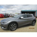 16 16 Infiniti Q30 Premium D S/A