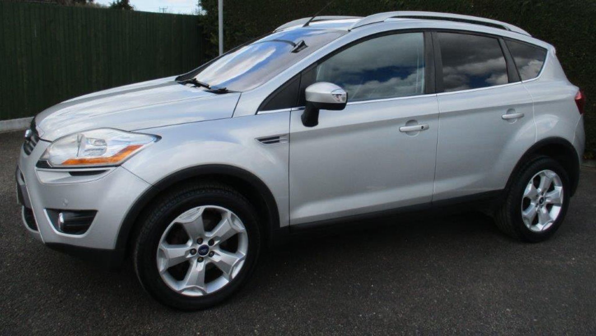 58 09 Ford Kuga Titanium TDCI