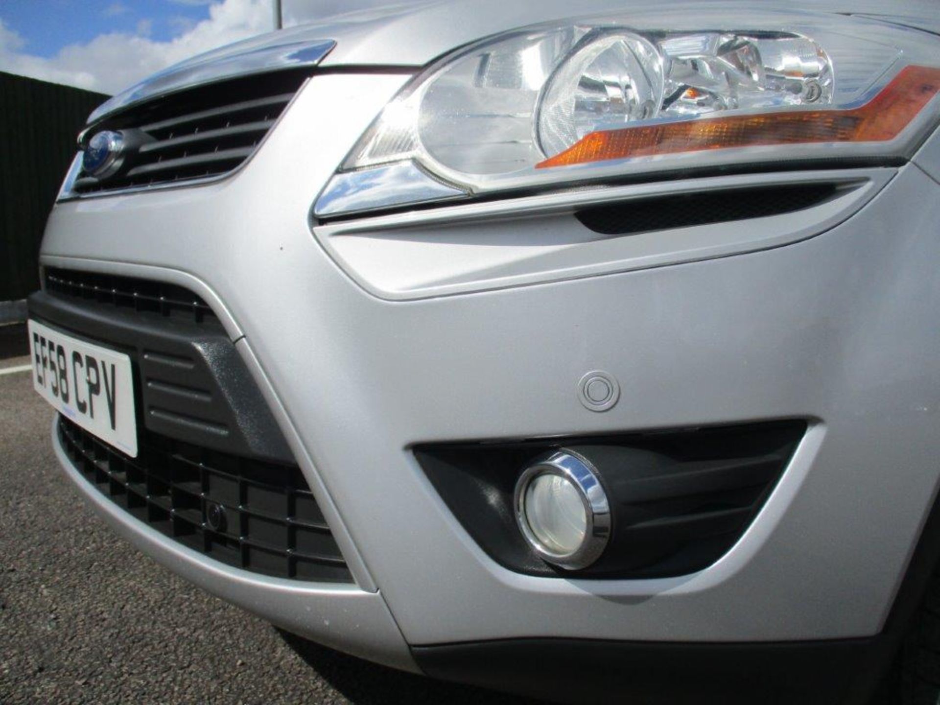 58 09 Ford Kuga Titanium TDCI - Image 5 of 23