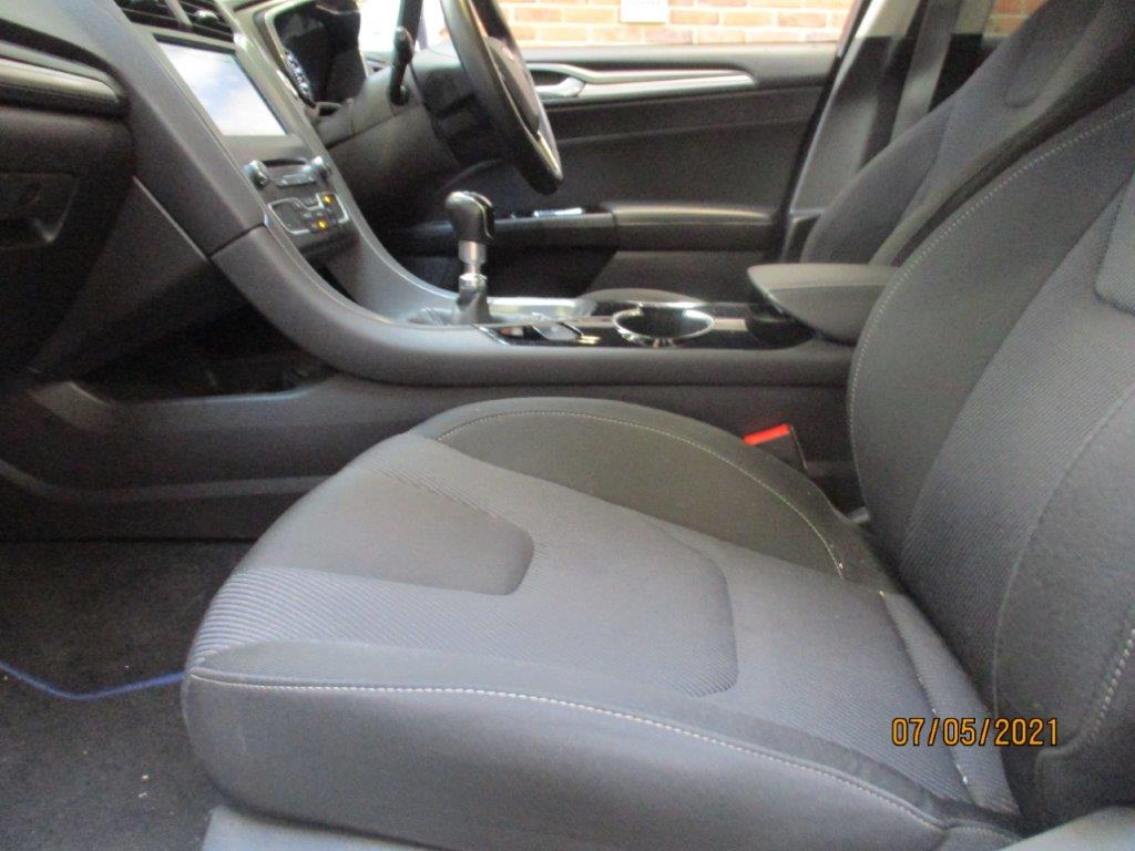 15 15 Ford Mondeo Titanium TDCI - Image 7 of 22