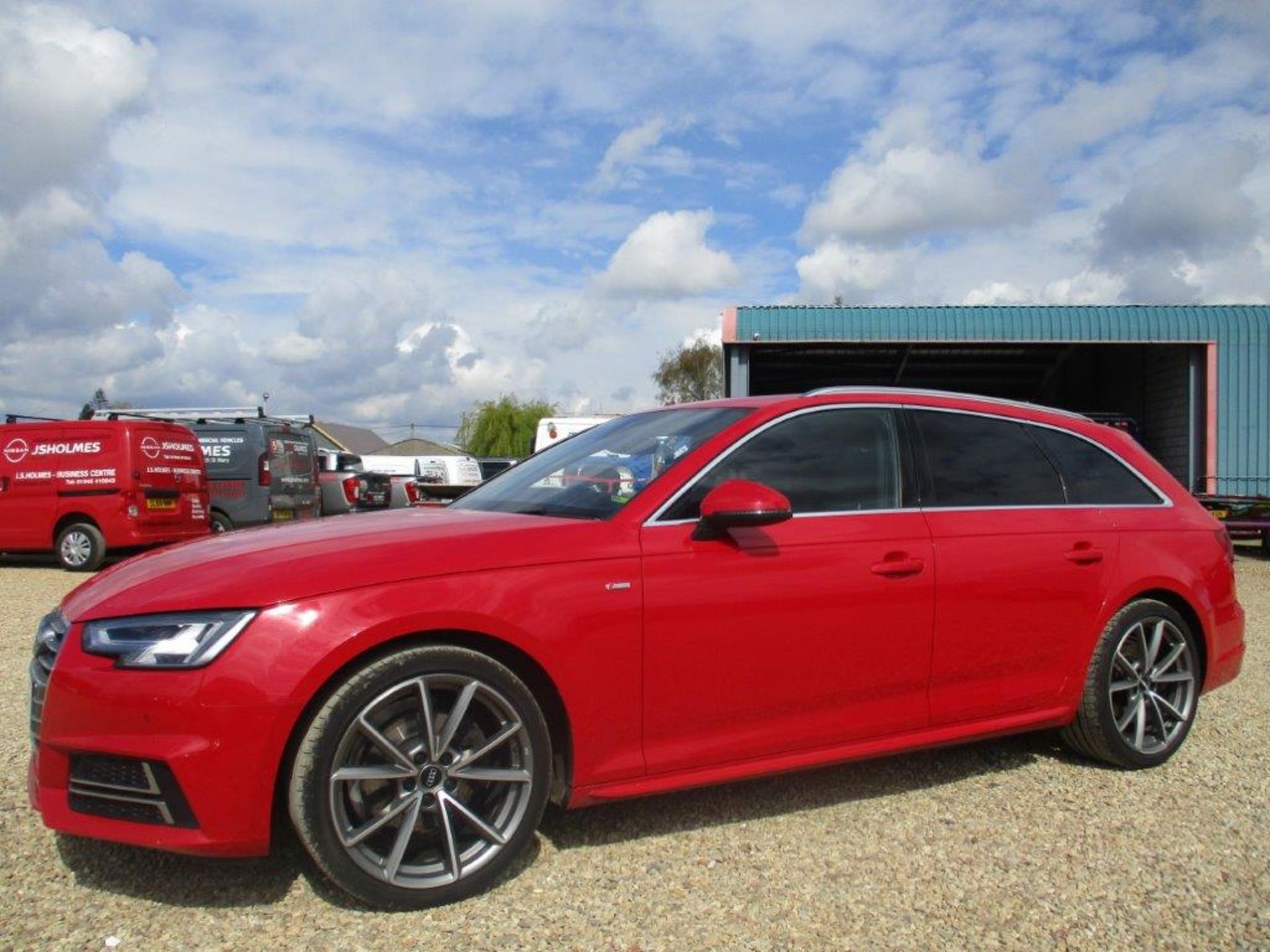 16 66 Audi A4 S Line TFSI Est