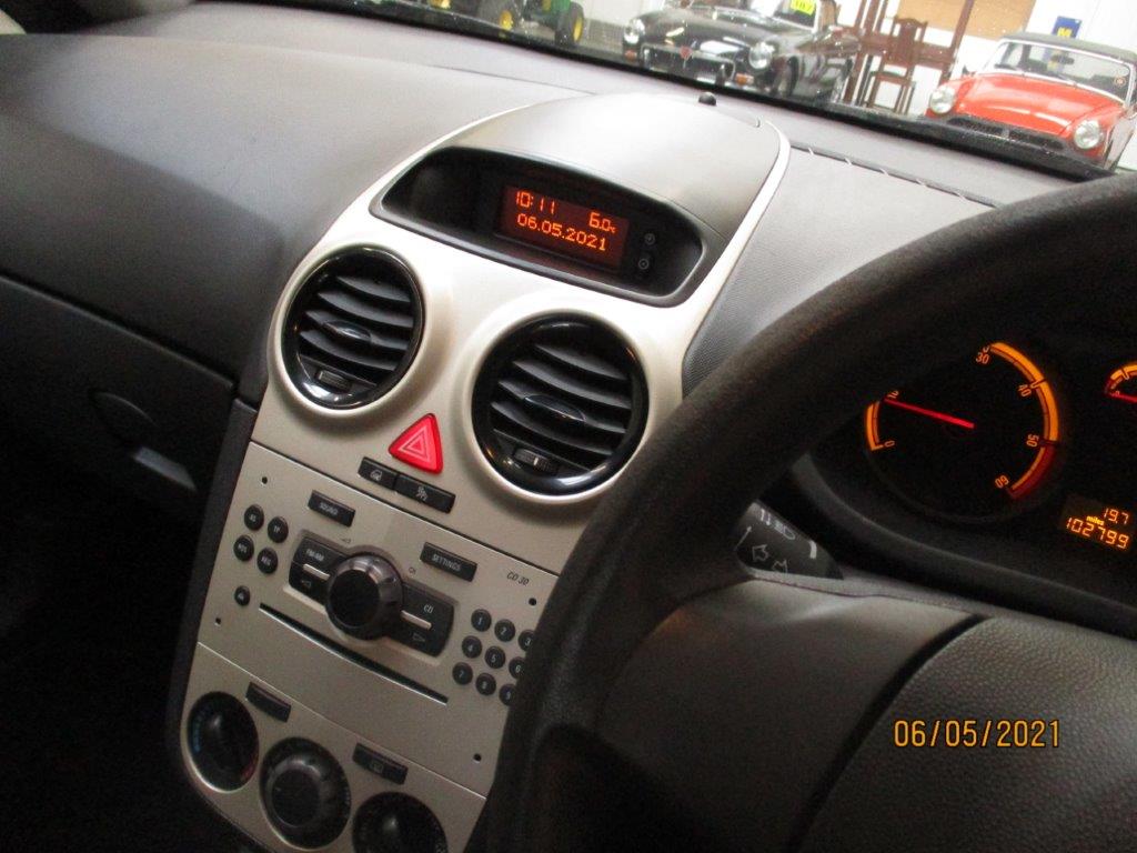 08 57 Vauxhall Corsa Life - Image 7 of 13