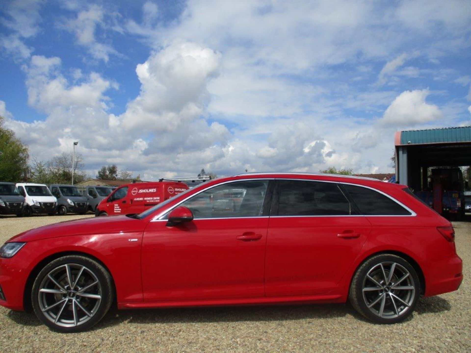 16 66 Audi A4 S Line TFSI Est - Image 15 of 33