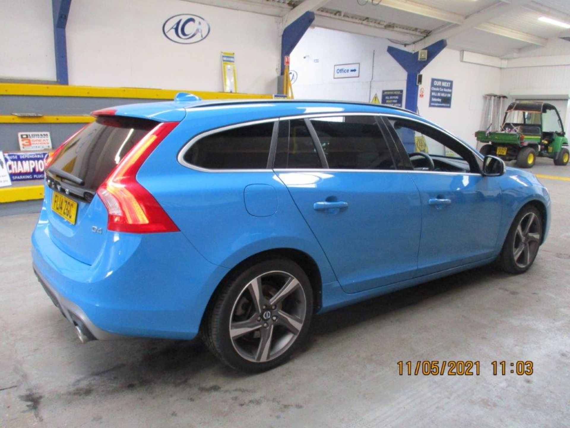 14 64 Volvo V60 R Design D4 Estate - Image 3 of 29