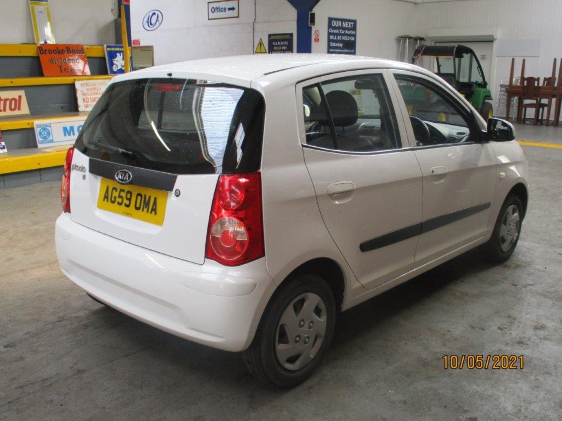 59 10 Kia Picanto 1 - Image 6 of 12