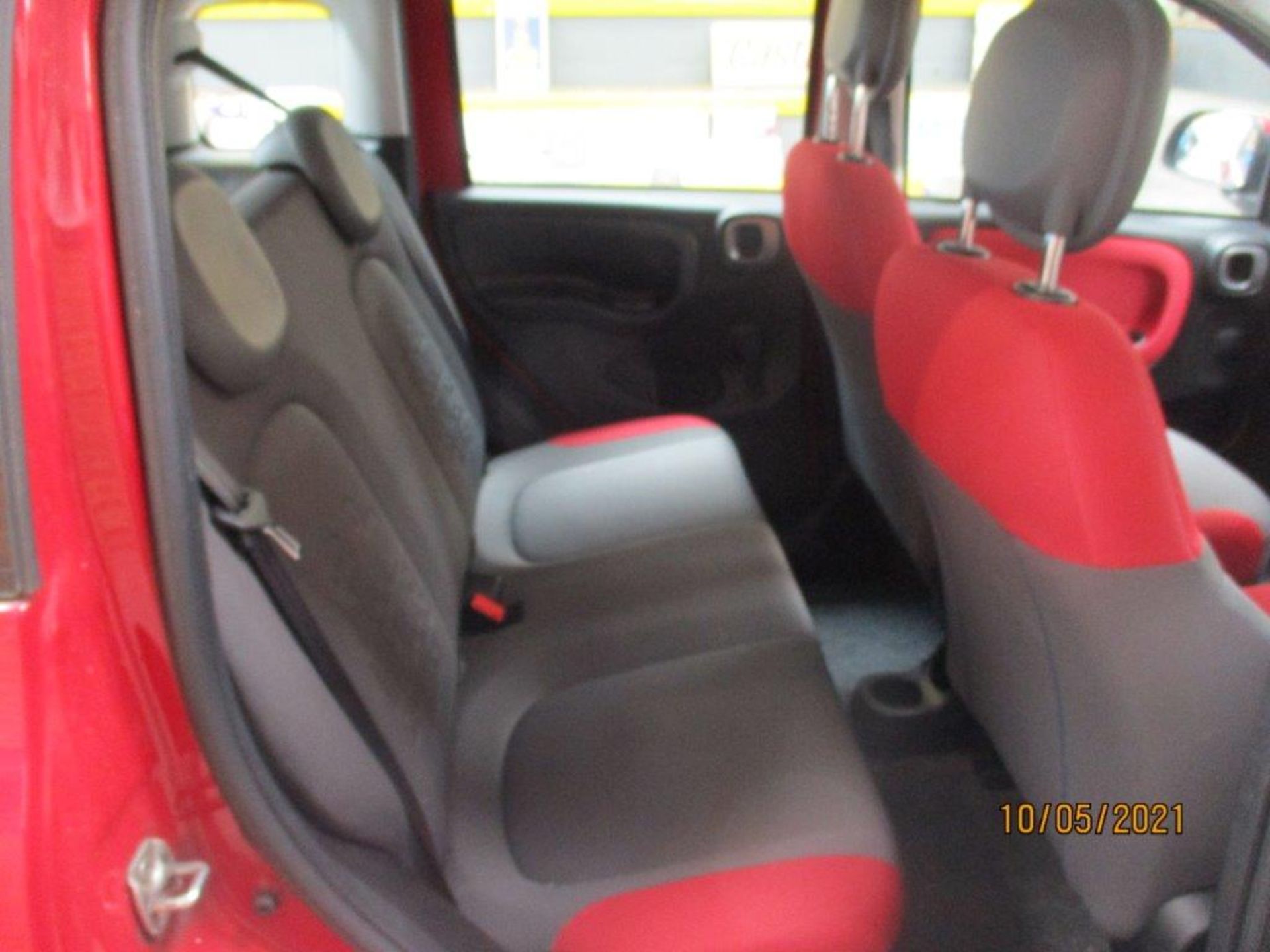 12 12 Fiat Panda Lounge - Image 12 of 18