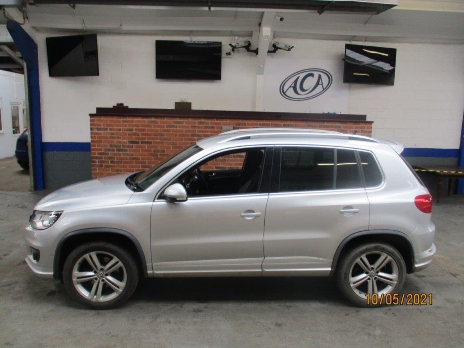 14 14 VW TIGUAN R - LINE TDI B/M - Image 2 of 23