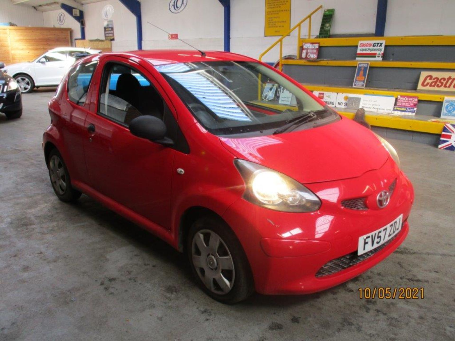 07 57 Toyota Aygo VVT - Image 5 of 21