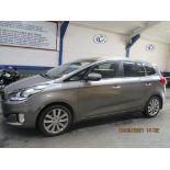 16 16 Kia Carens 3 CRDI ISG