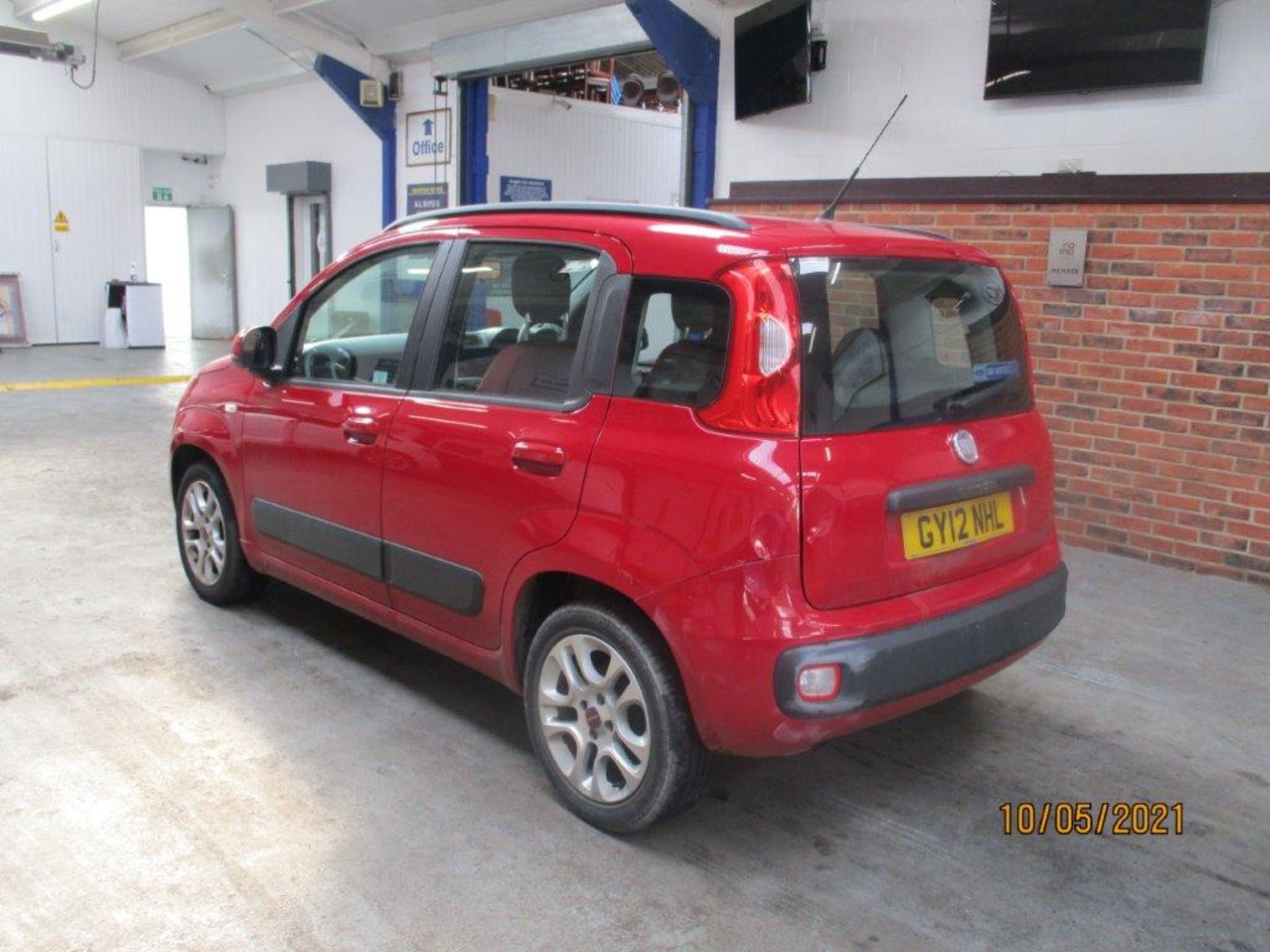 12 12 Fiat Panda Lounge - Image 5 of 18