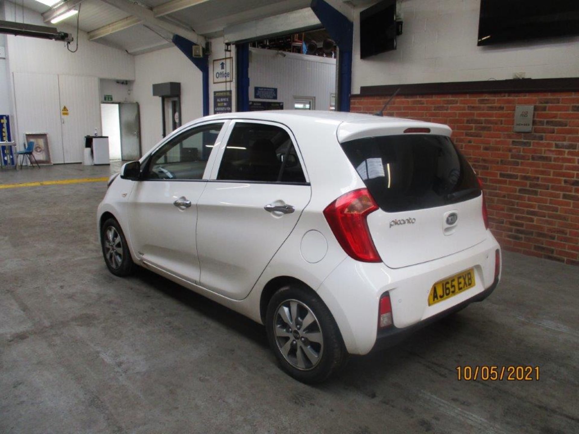 65 16 Kia Picanto SR7 - Image 3 of 28