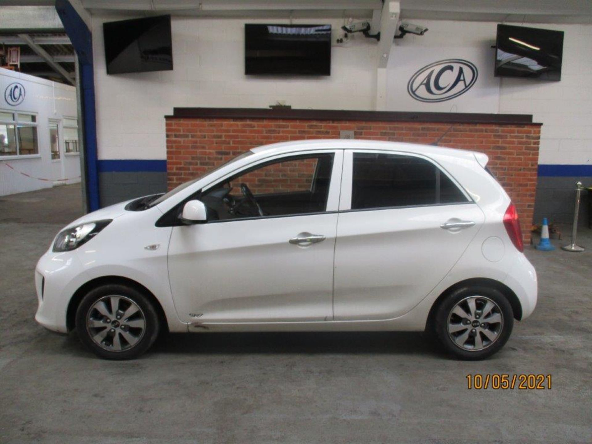 65 16 Kia Picanto SR7 - Image 2 of 28