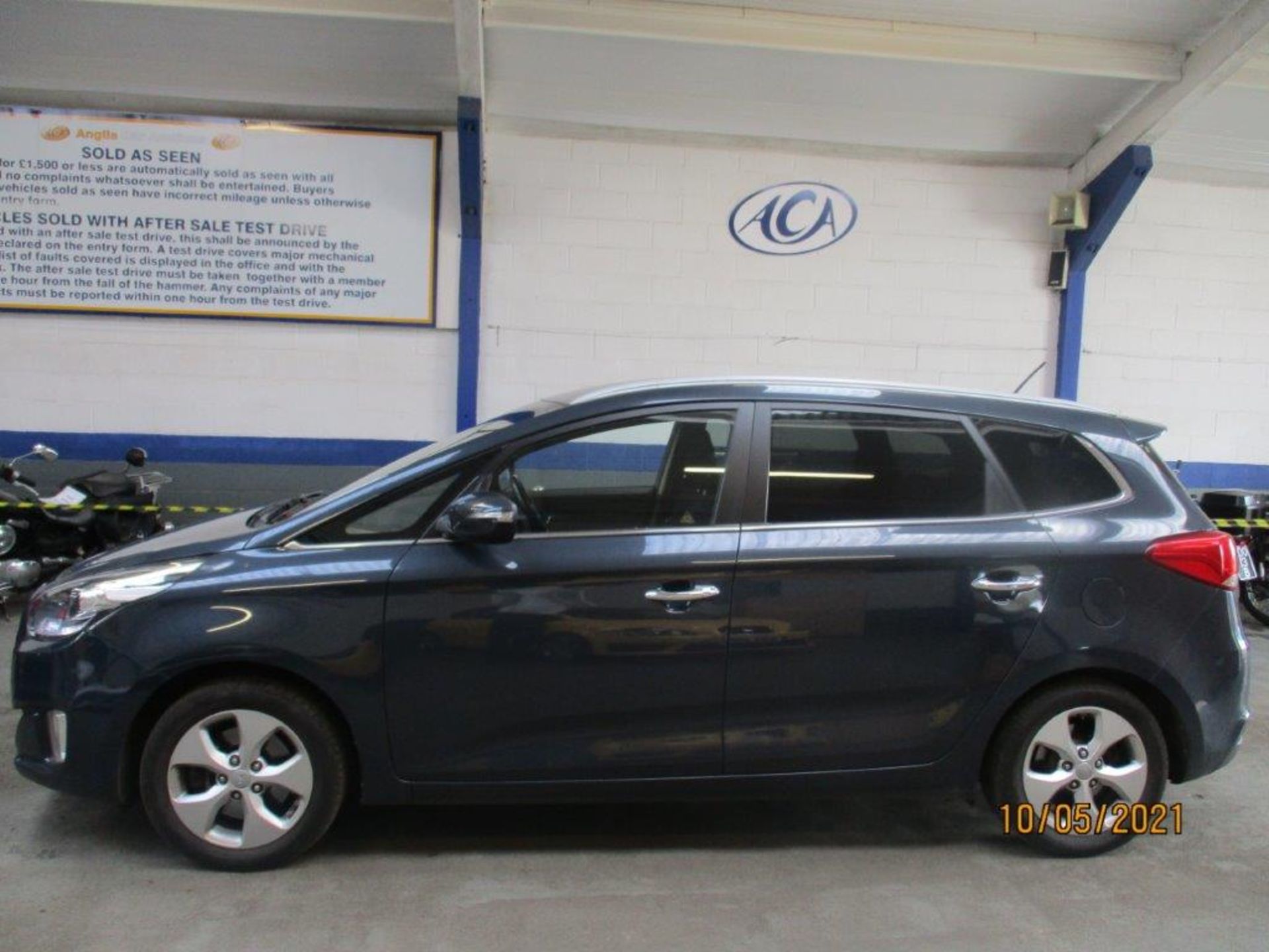 16 16 Kia Carens 2 CRDI ISG - Image 3 of 19