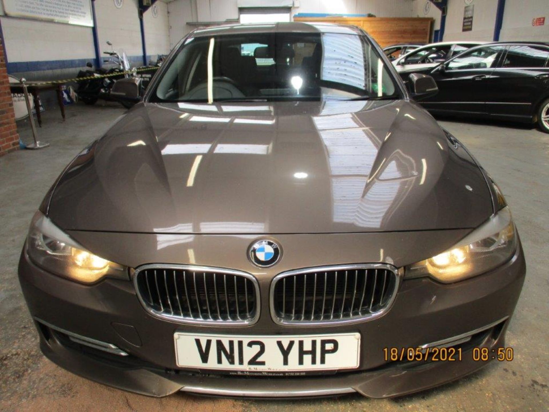 12 12 BMW 320D Luxury - Image 5 of 23