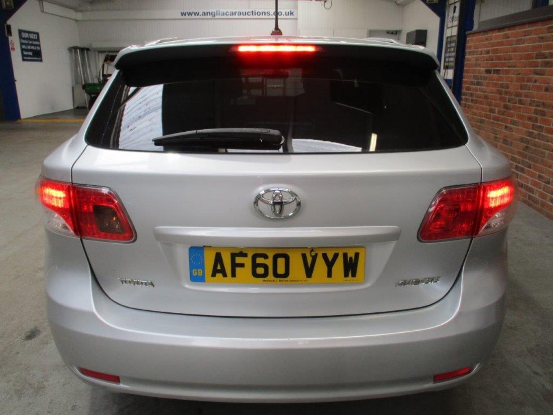 60 10 Toyota Avensis TR D-4D - Image 4 of 22