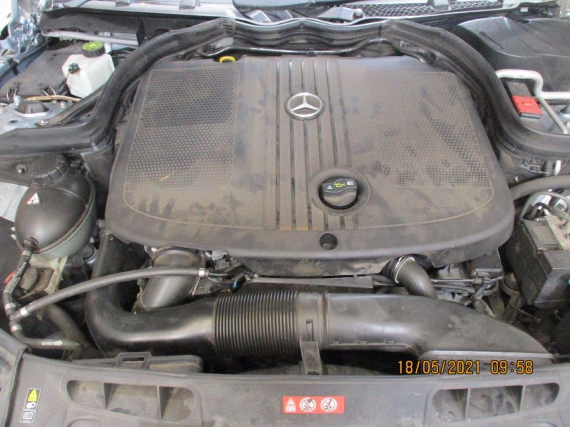 62 12 Mercedes C220 AMG Sport + CDI - Image 8 of 28