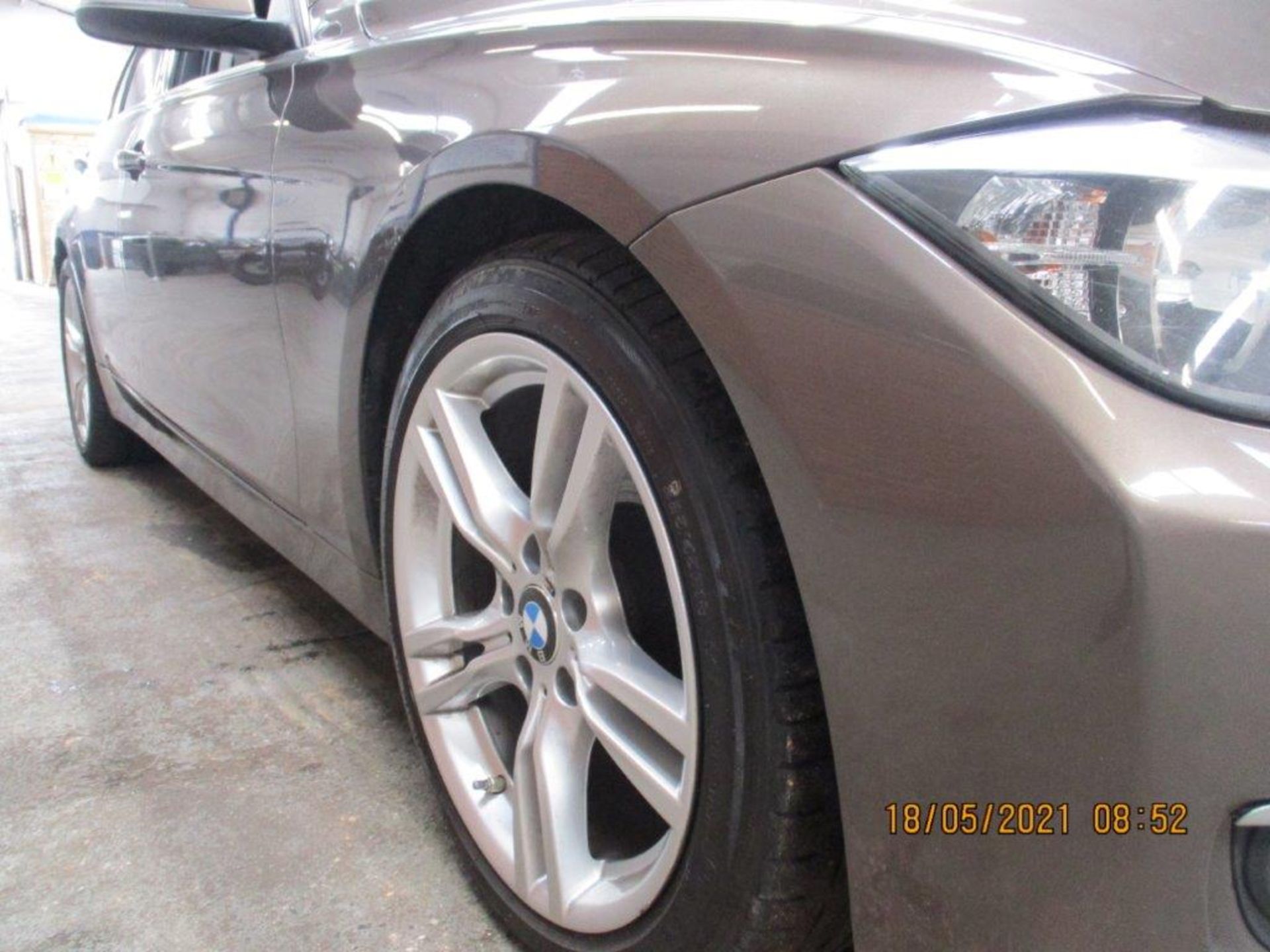 12 12 BMW 320D Luxury - Image 19 of 23