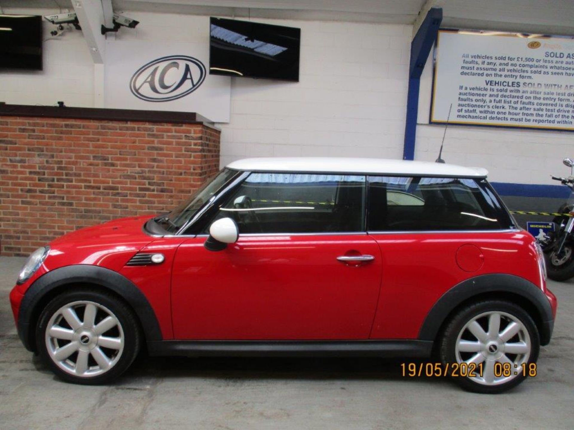 59 09 Mini Cooper - Image 2 of 23