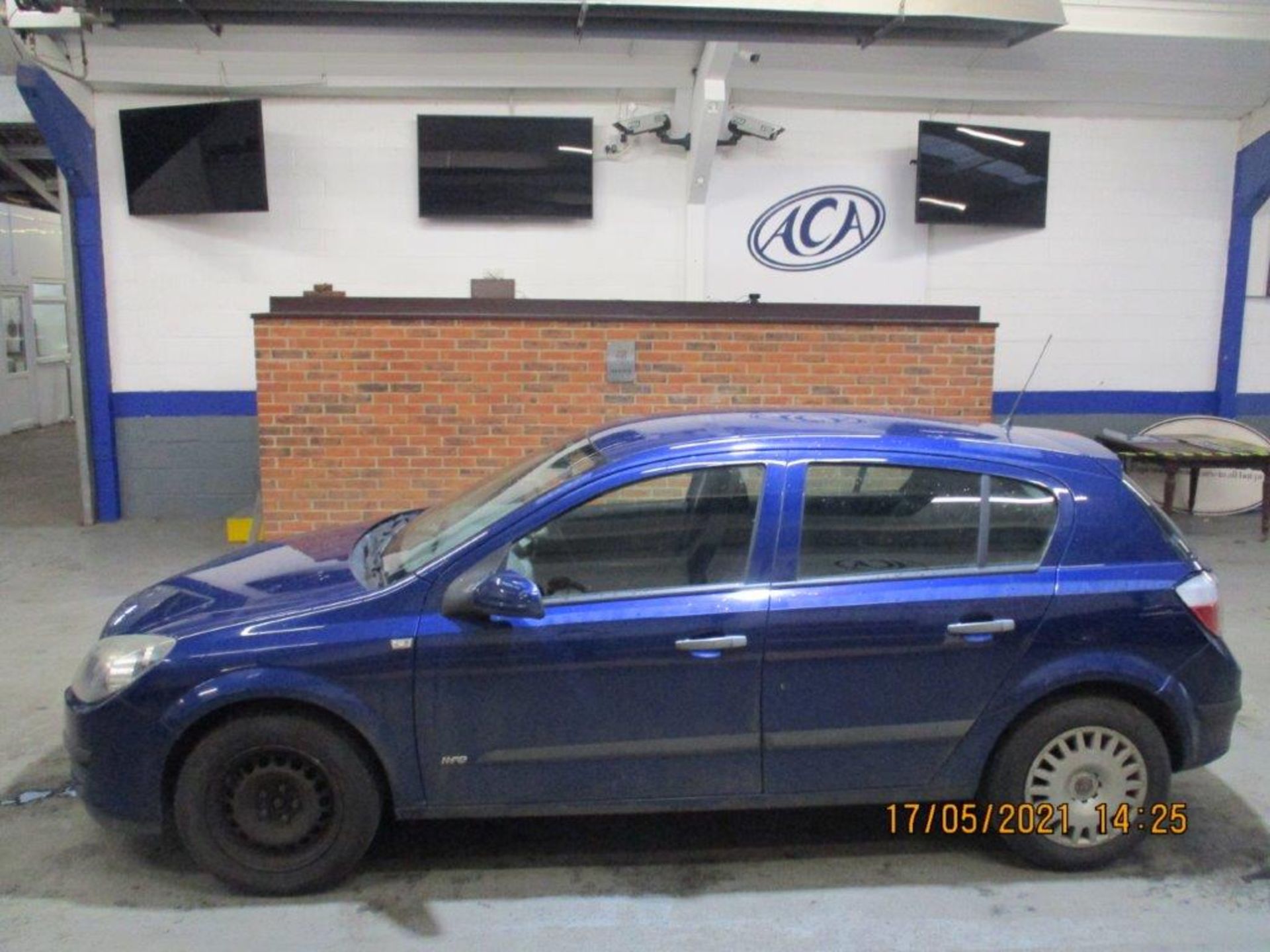 56 06 Vauxhall Astra Life - Image 3 of 19