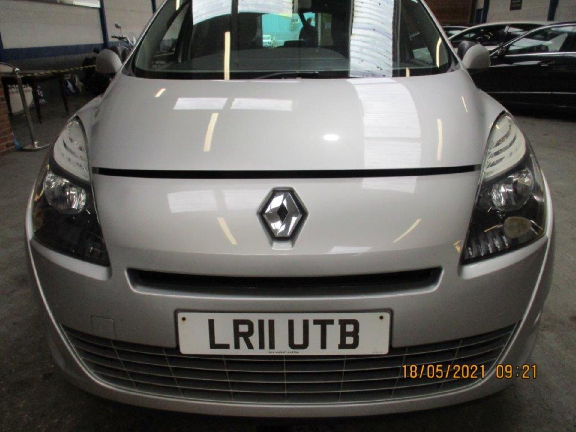 11 11 Renault G Scenic Dyn T-T DCI - Image 5 of 26