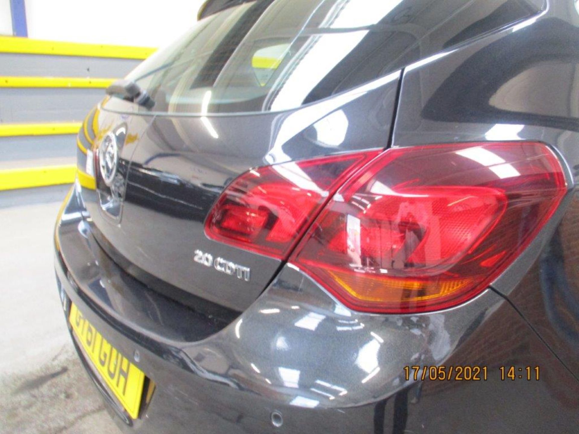 61 11 Vauxhall Astra Elite CDTI - Image 9 of 17