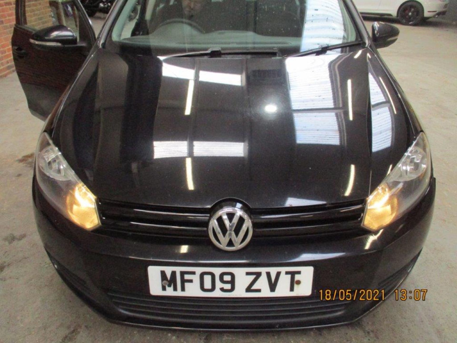 09 09 VW Golf S TDI 110 - Image 5 of 21