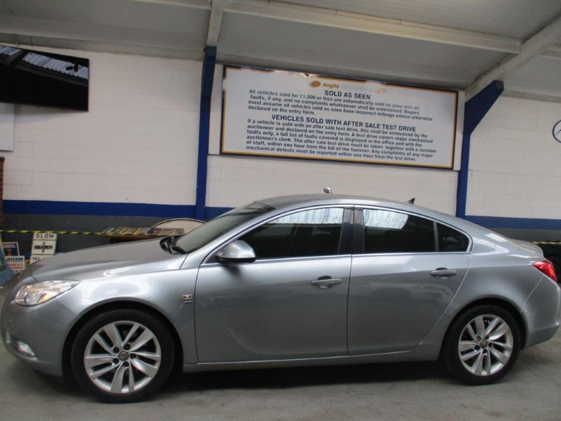 13 13 Vauxhall Insignia SRI CDTI - Image 2 of 27