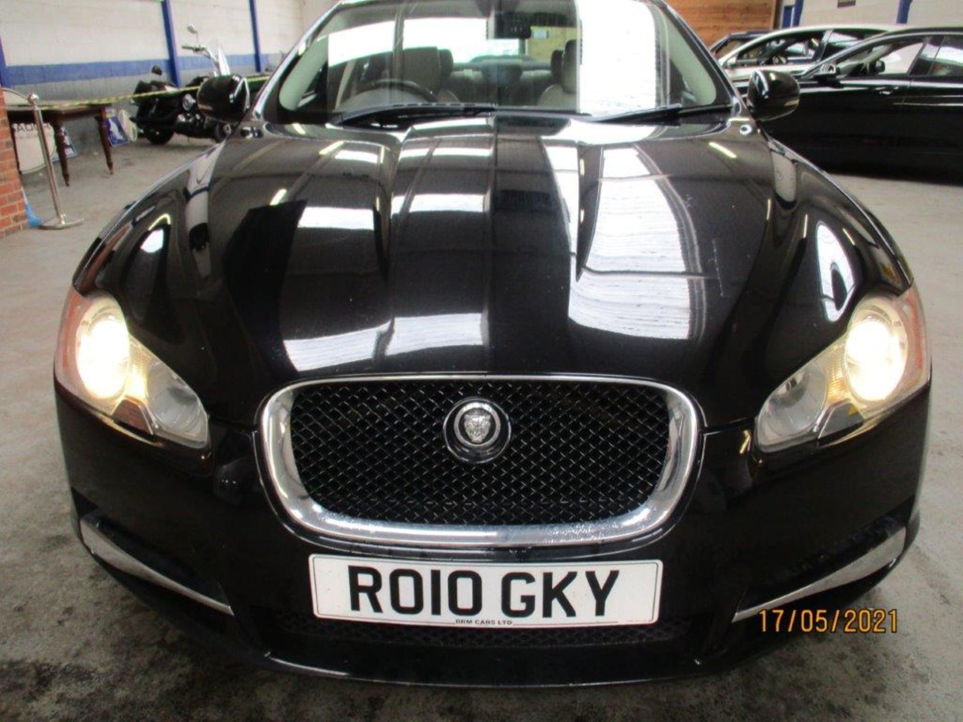 10 10 Jaguar XF S Premium Luxury V6 - Image 5 of 22