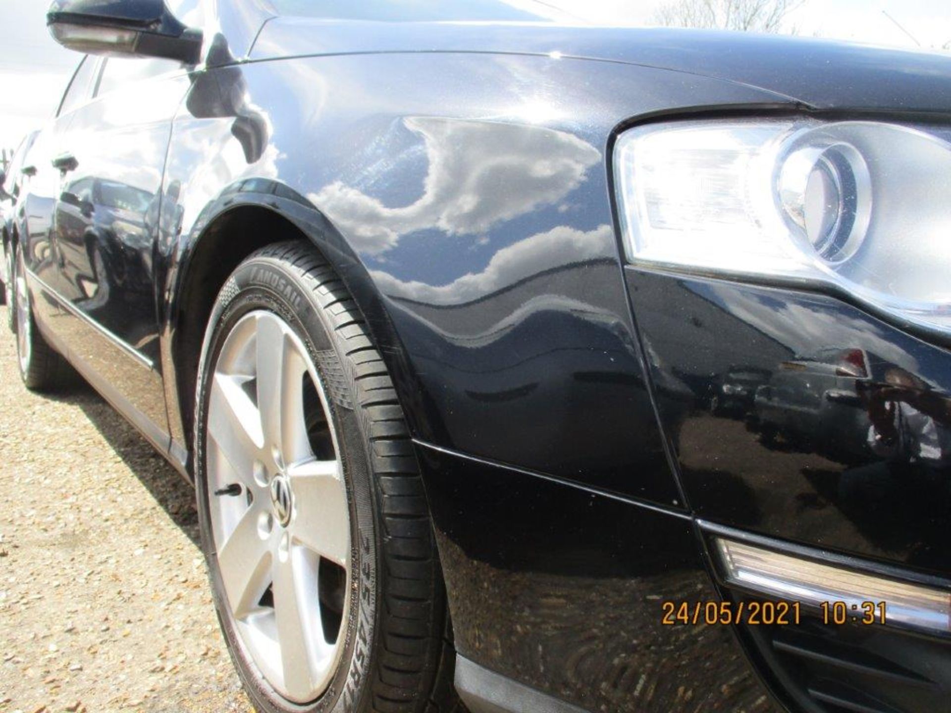 57 08 VW Passat Sport TDI DSG - Image 14 of 16