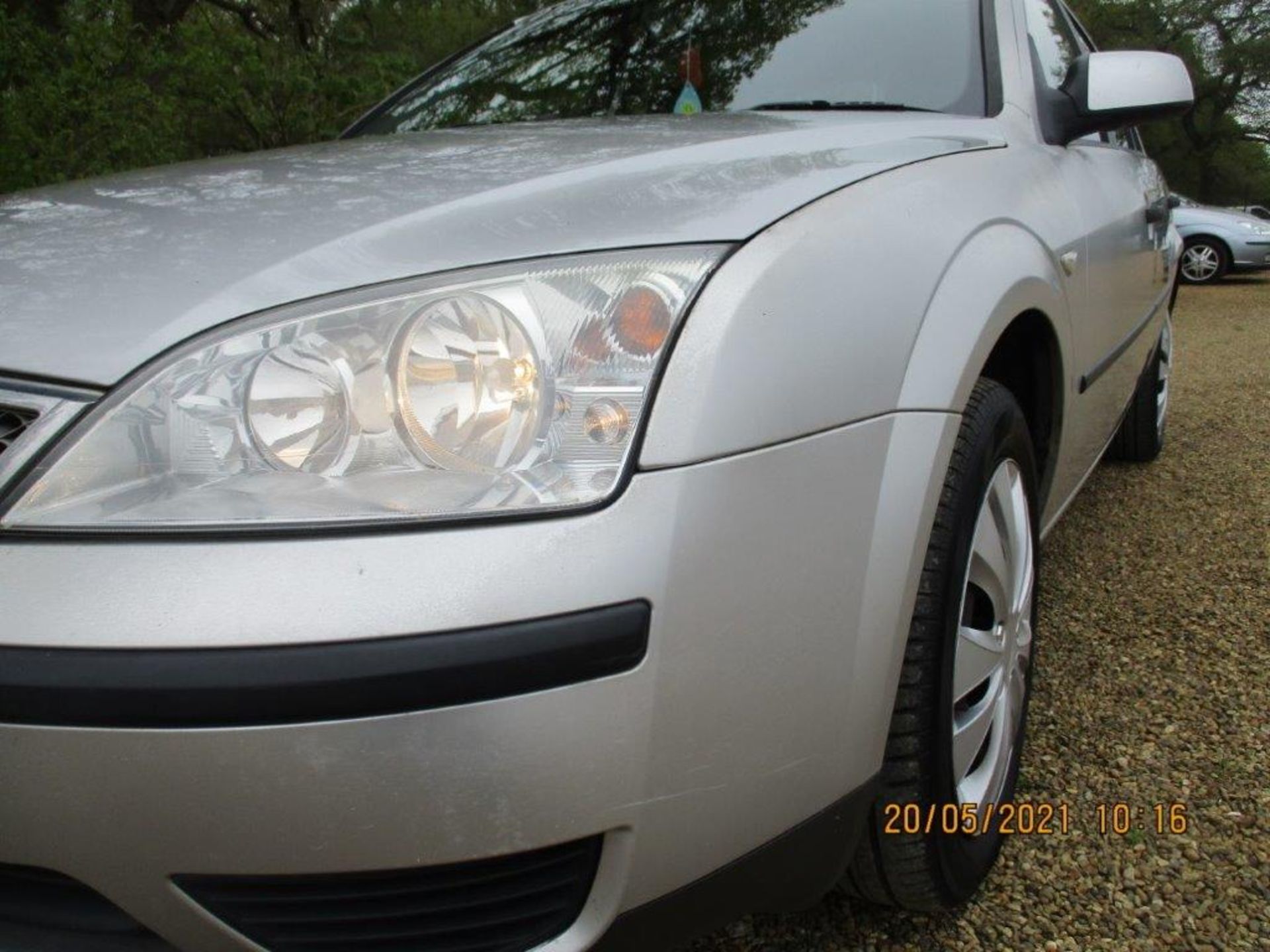 05 05 Ford Mondeo LX - Image 8 of 19