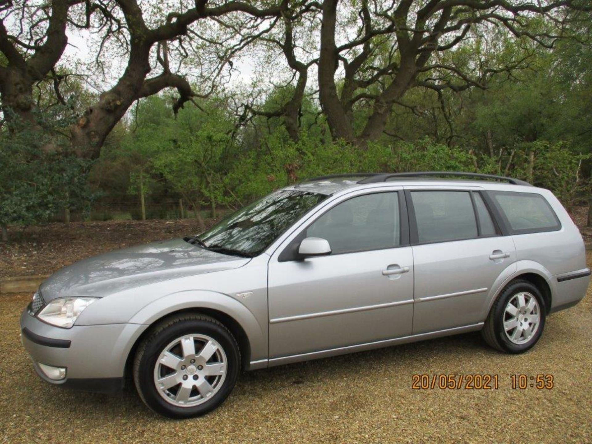 06 06 Ford Mondeo Zetec TDCI 130