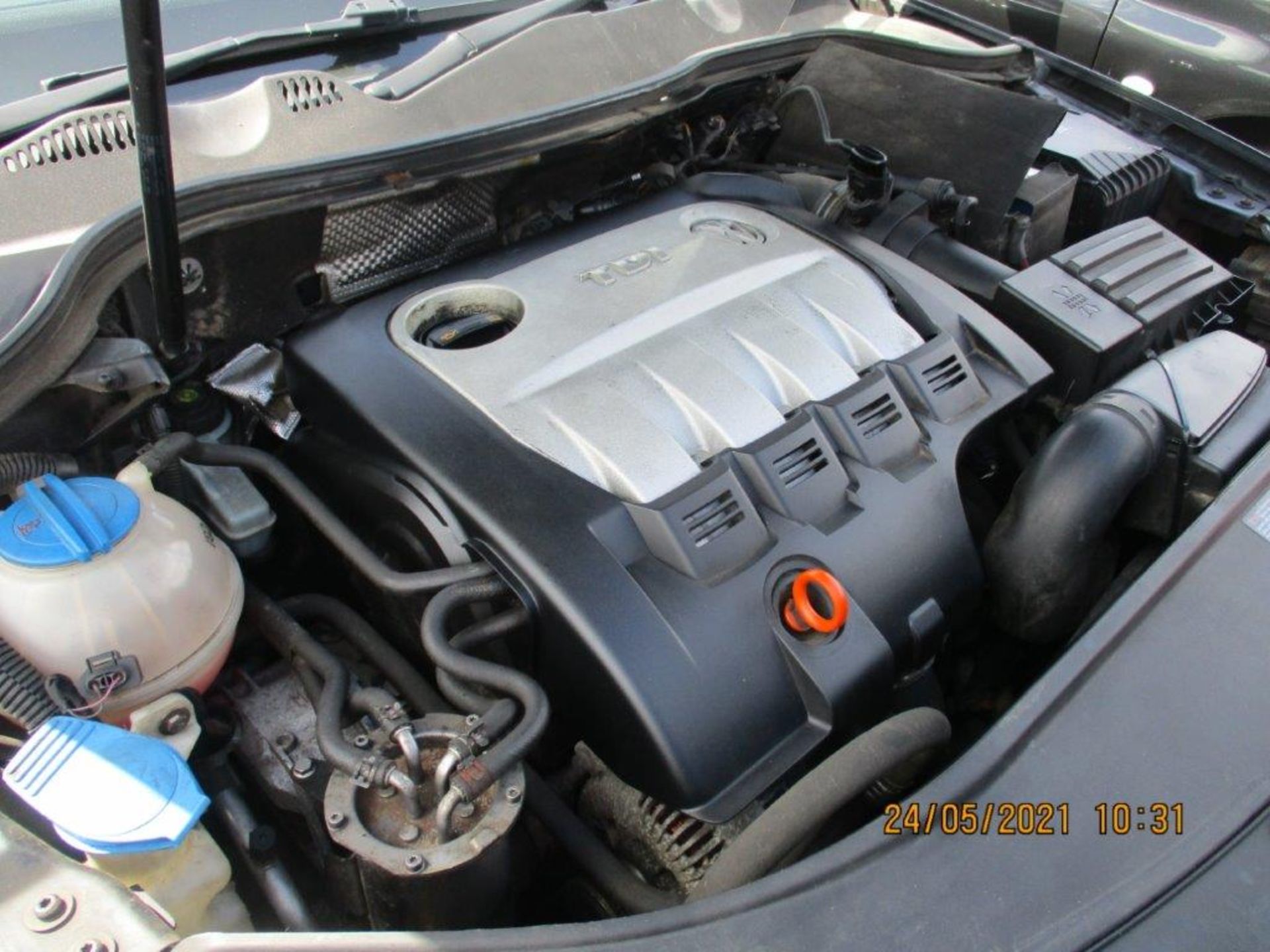 57 08 VW Passat Sport TDI DSG - Image 15 of 16