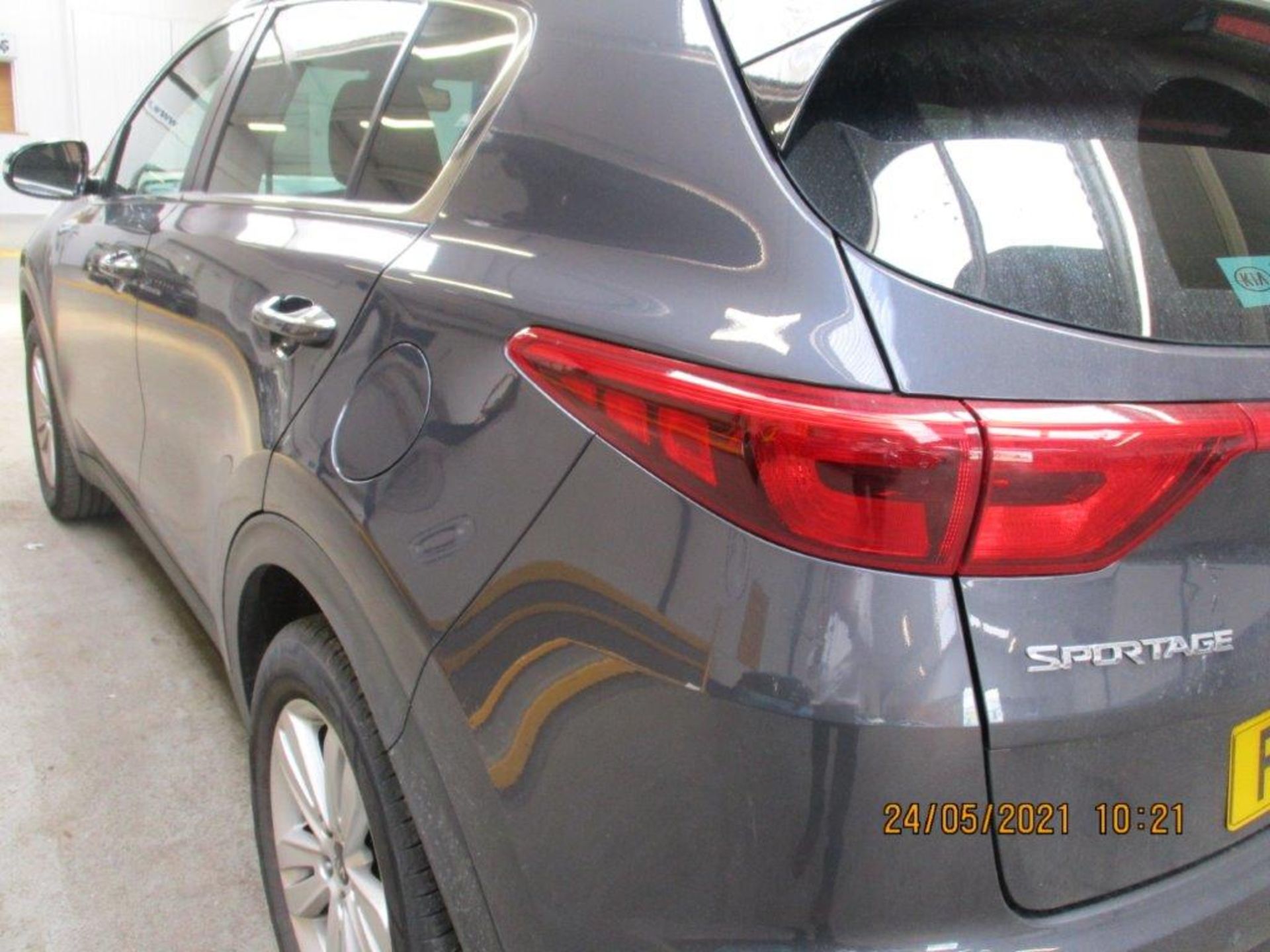 17 17 Kia Sportage 2 CRDI ISG - Image 16 of 25