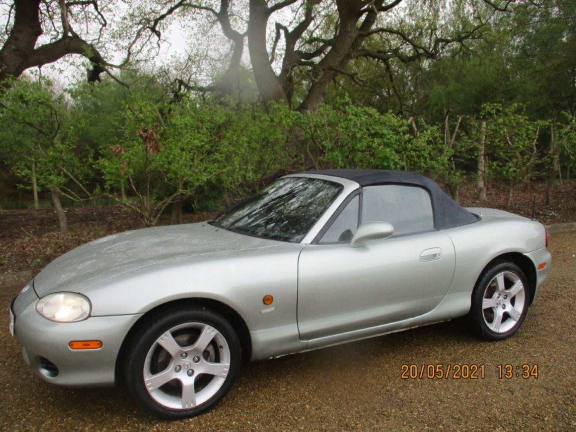 03 03 Mazda MX-5 Nevada