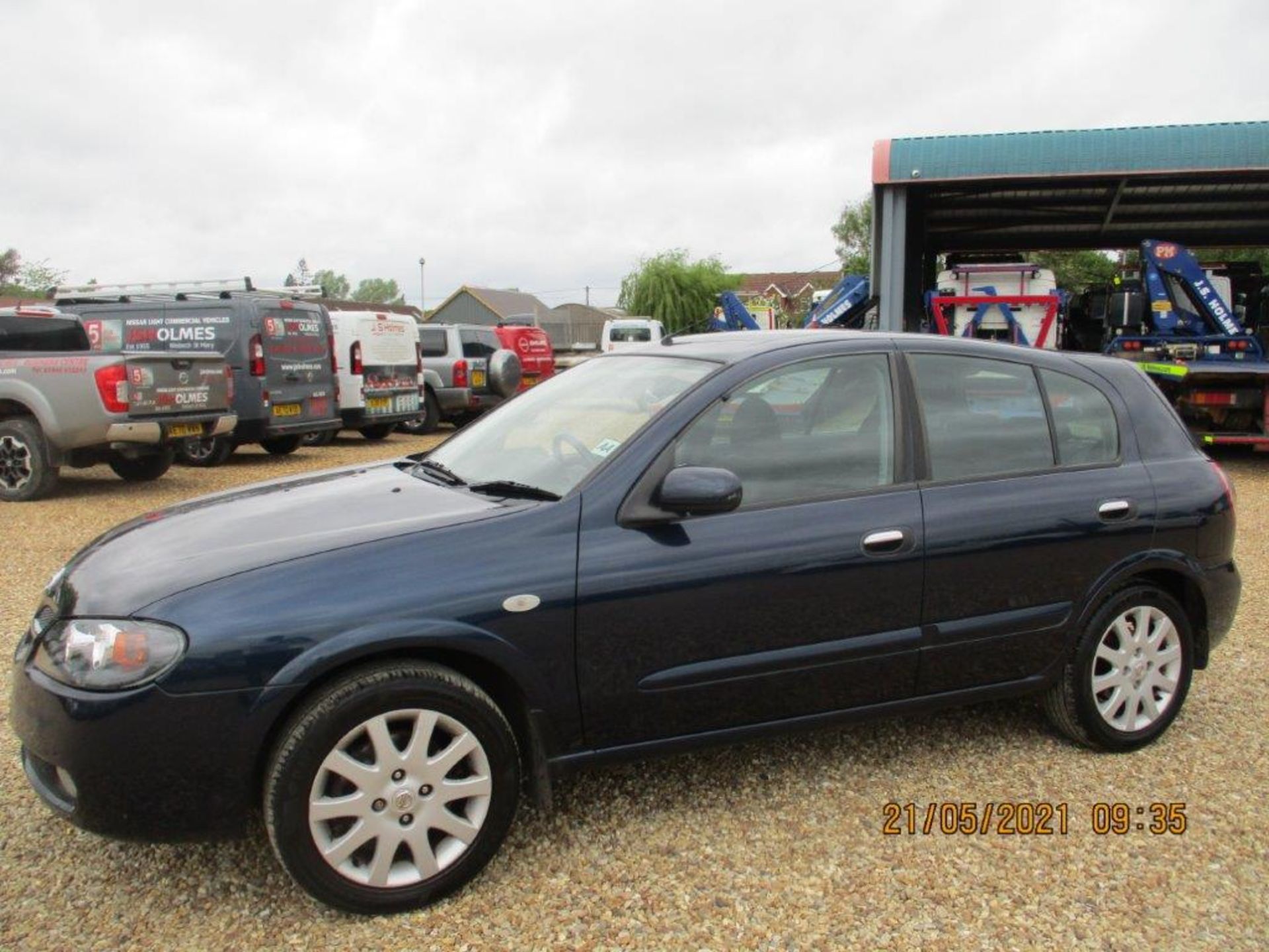 55 05 Nissan Almera SE