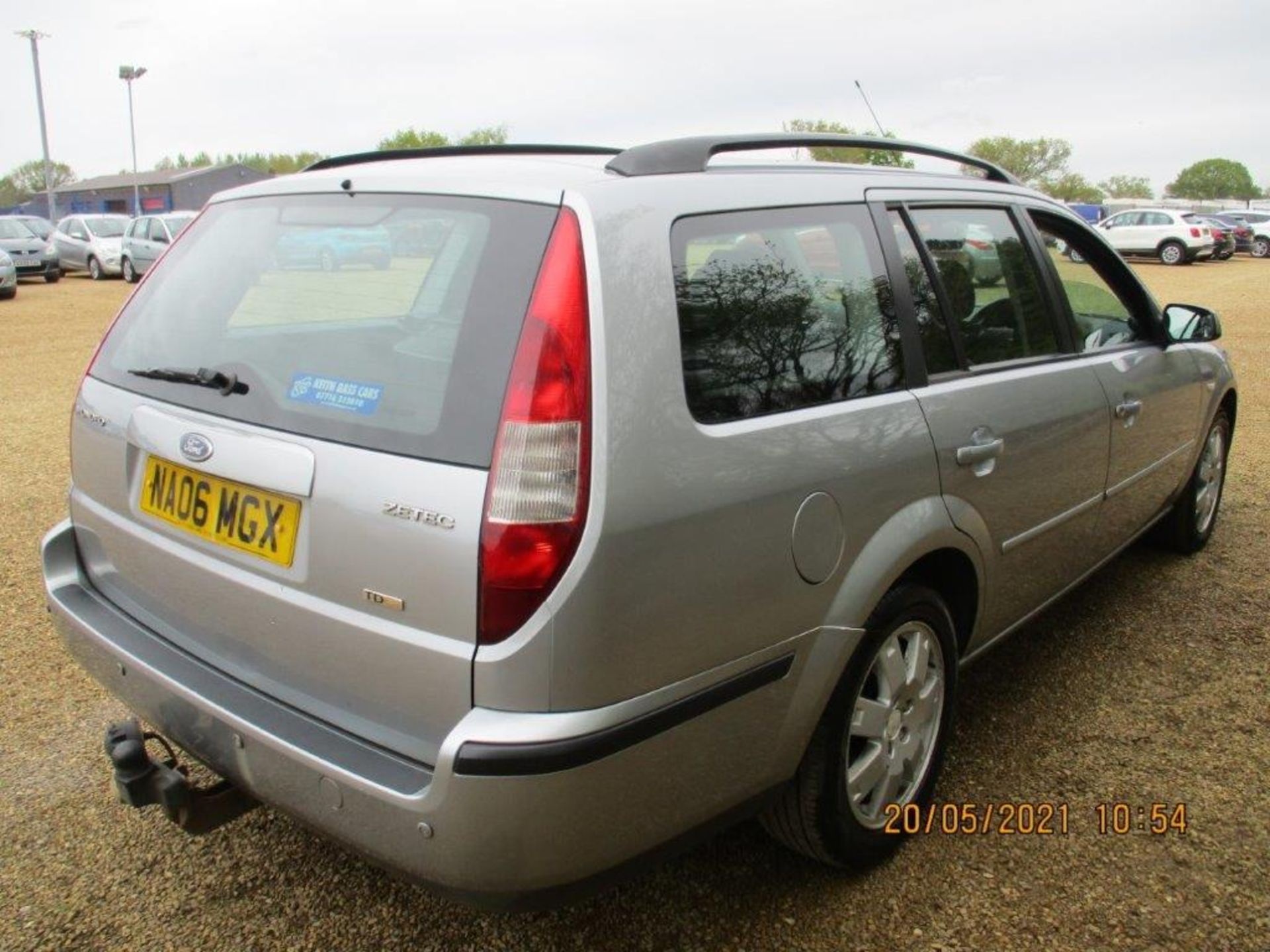 06 06 Ford Mondeo Zetec TDCI 130 - Image 4 of 20