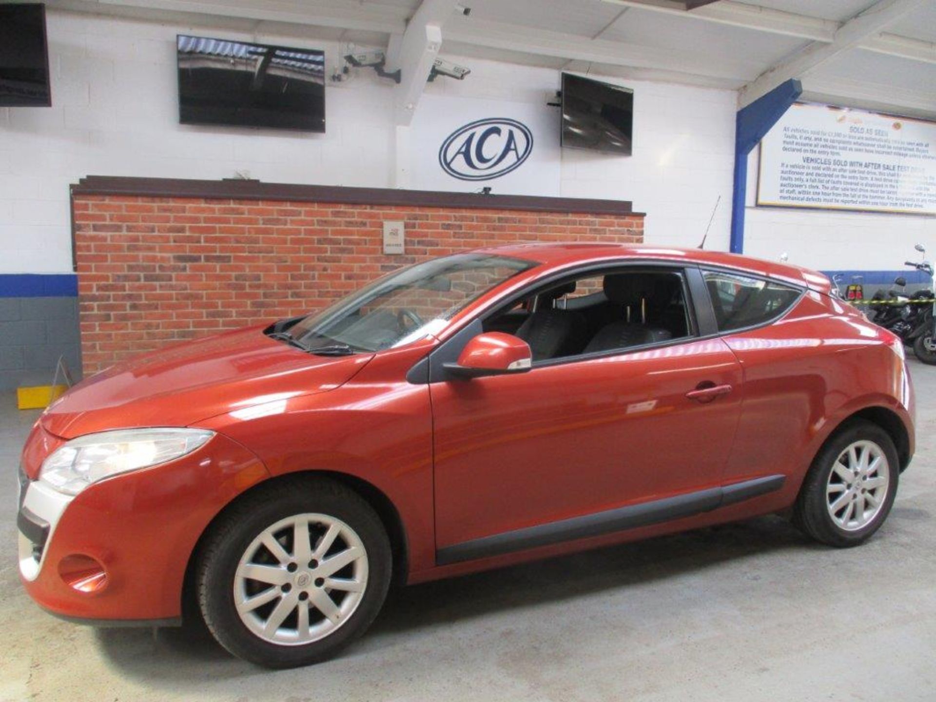 09 09 Renault Megane Expression VVT