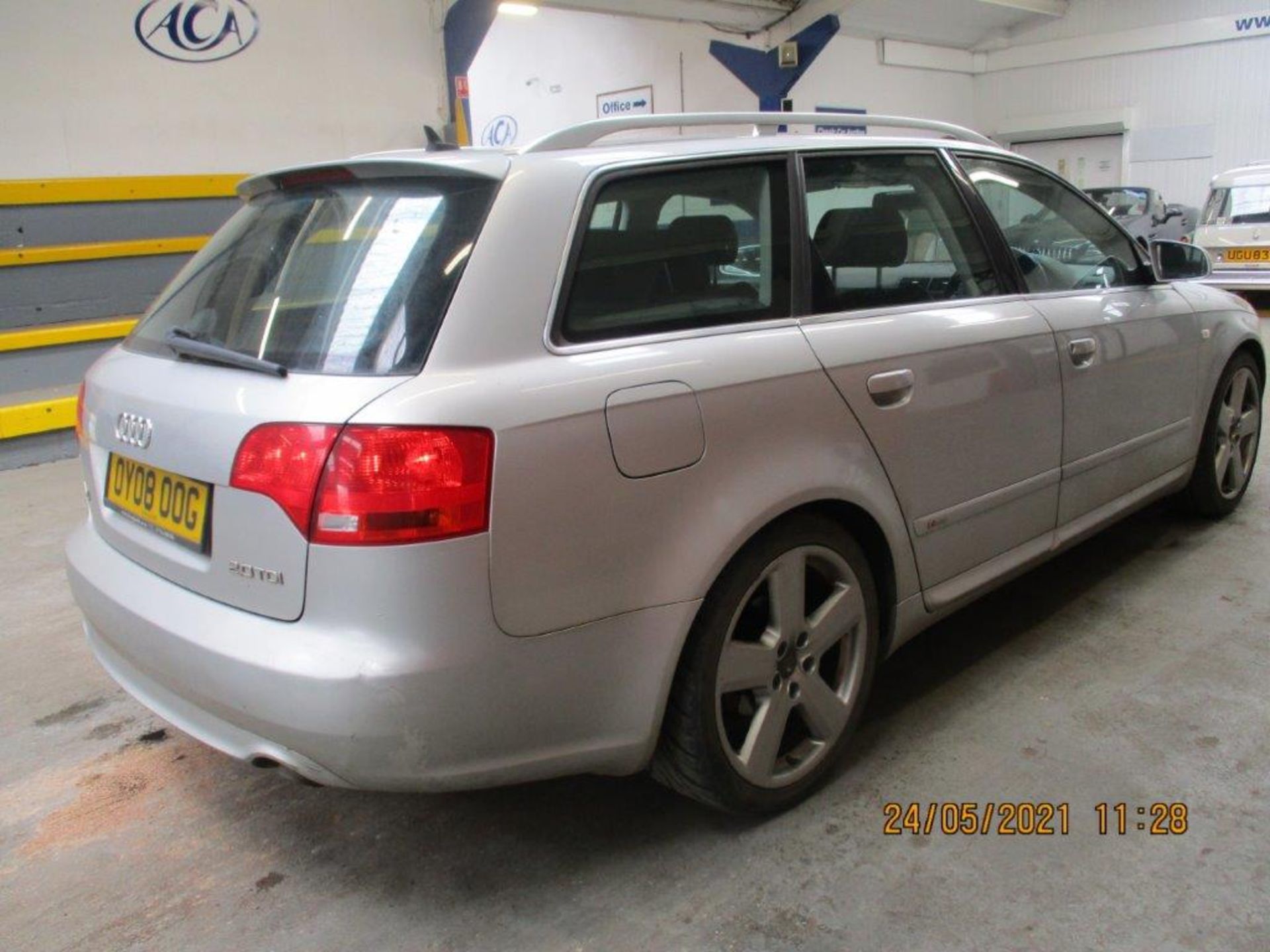 08 08 Audi A4 S Line TDI 170 - Image 13 of 21