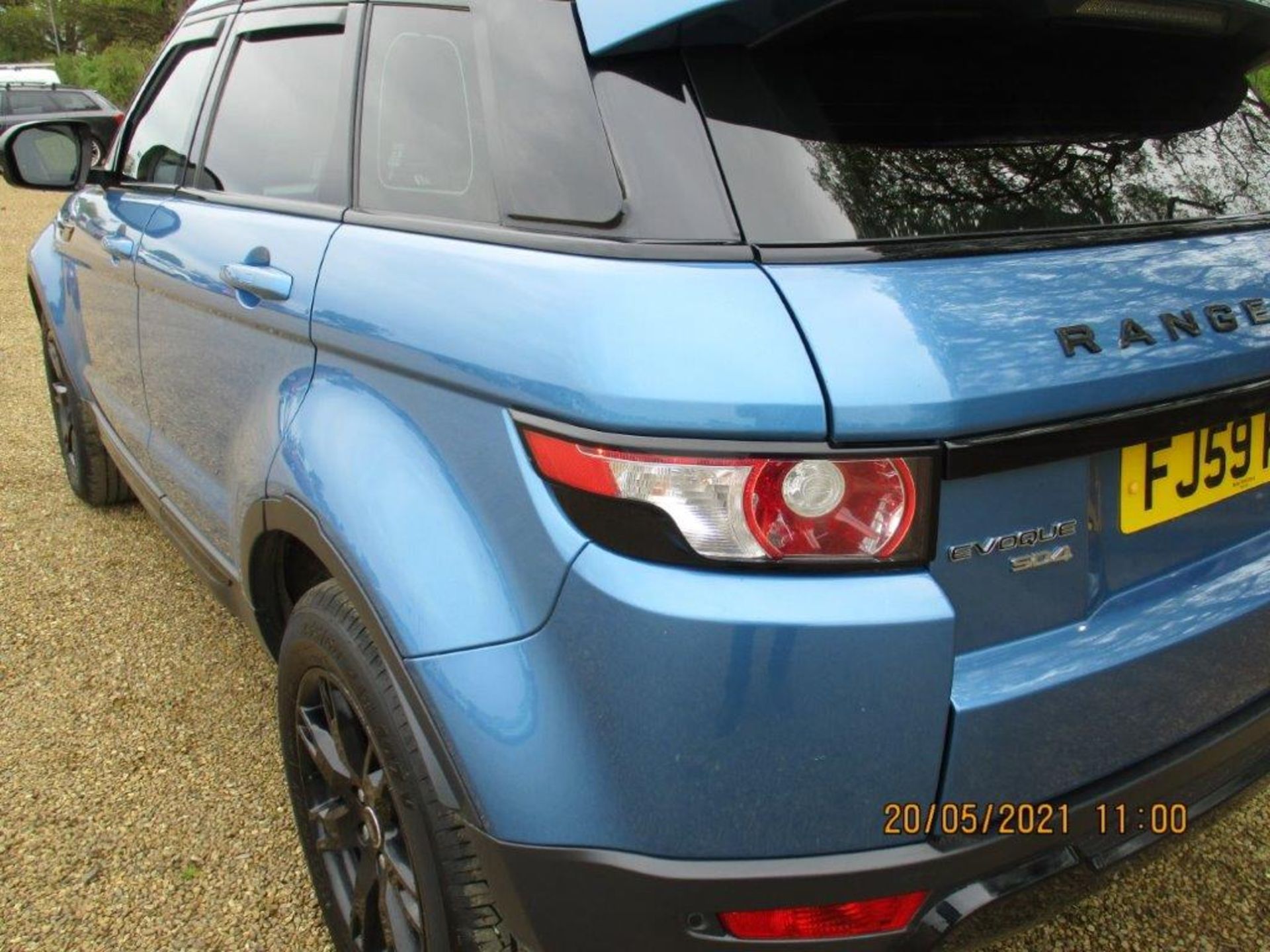 13 13 Range Rover Evoque Pure T - Image 16 of 29