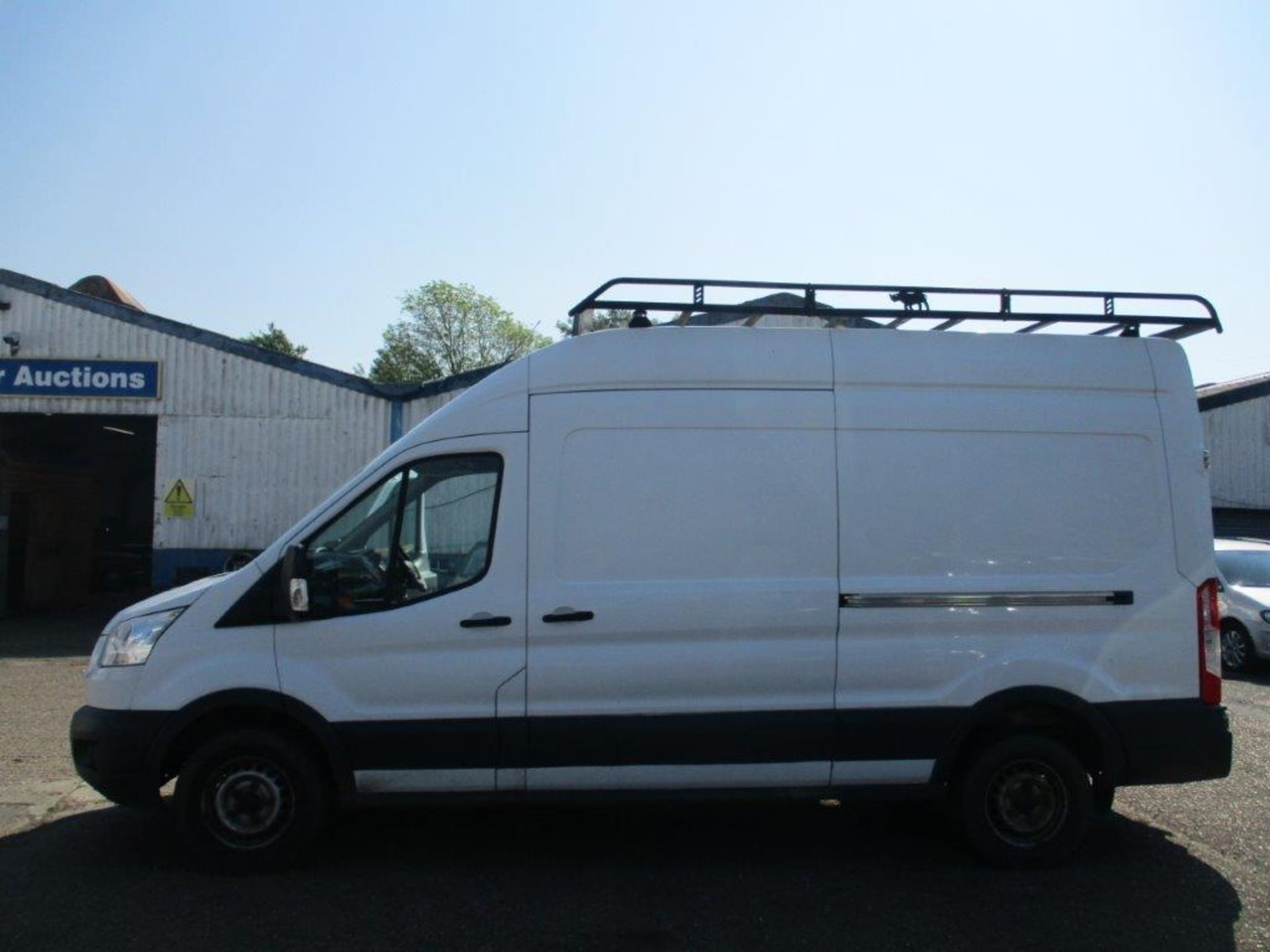 64 14 Ford Transit 350 - Image 5 of 24