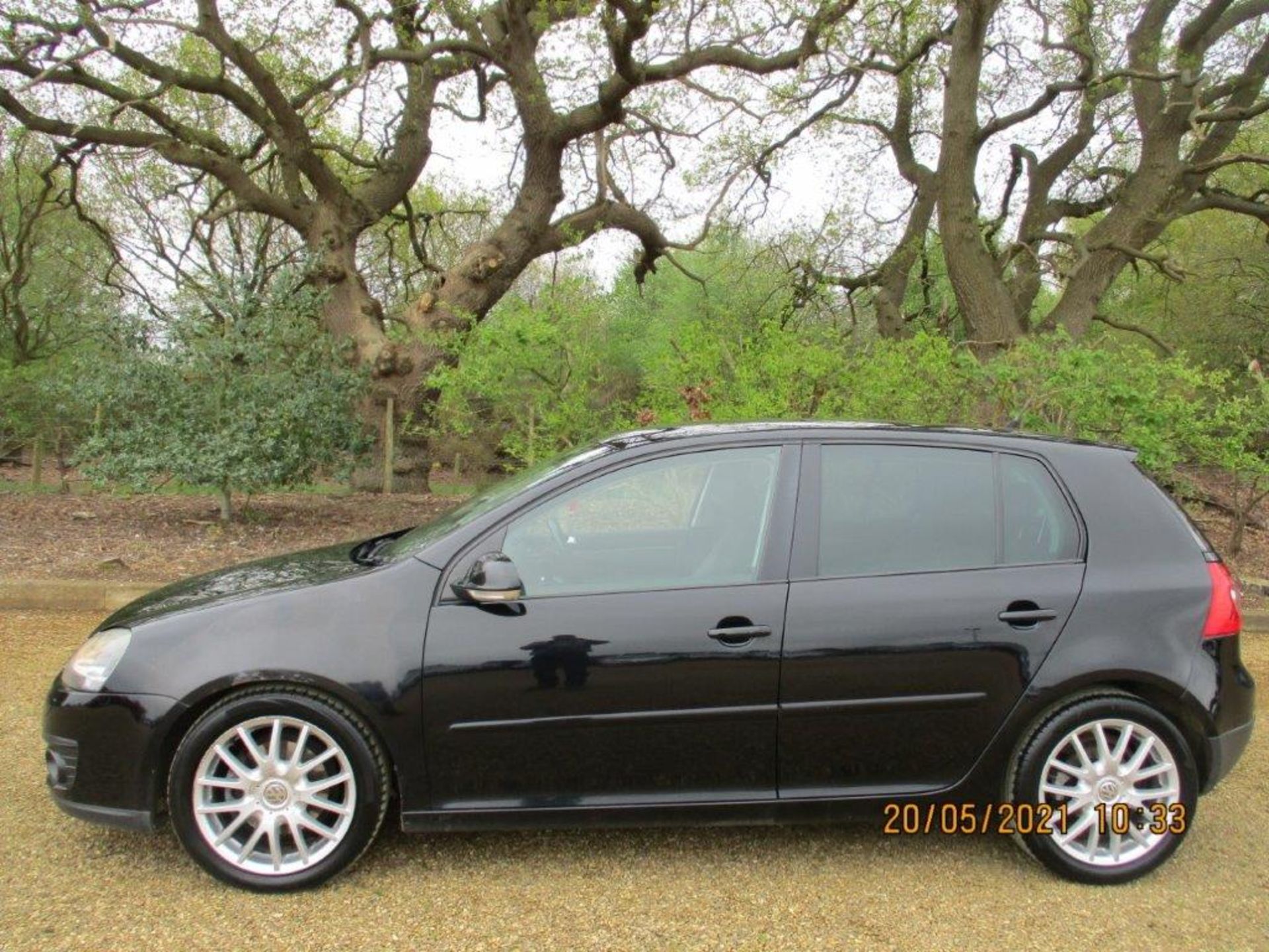 08 08 VW Golf GT TDI 140 - Image 2 of 24